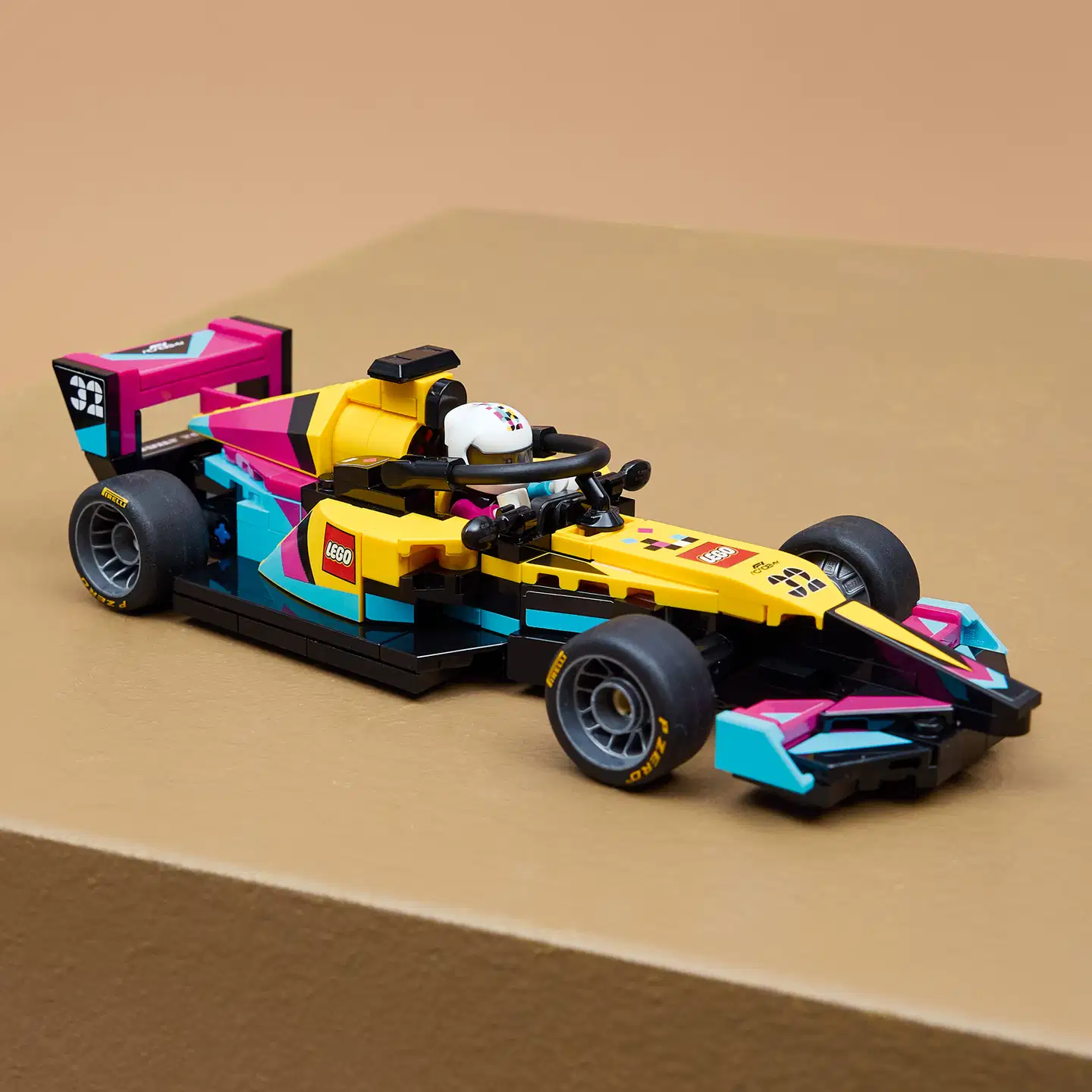 LEGO® Speed Champions 77258 F1 ACADEMY™ LEGO® kilpa-auto - 10