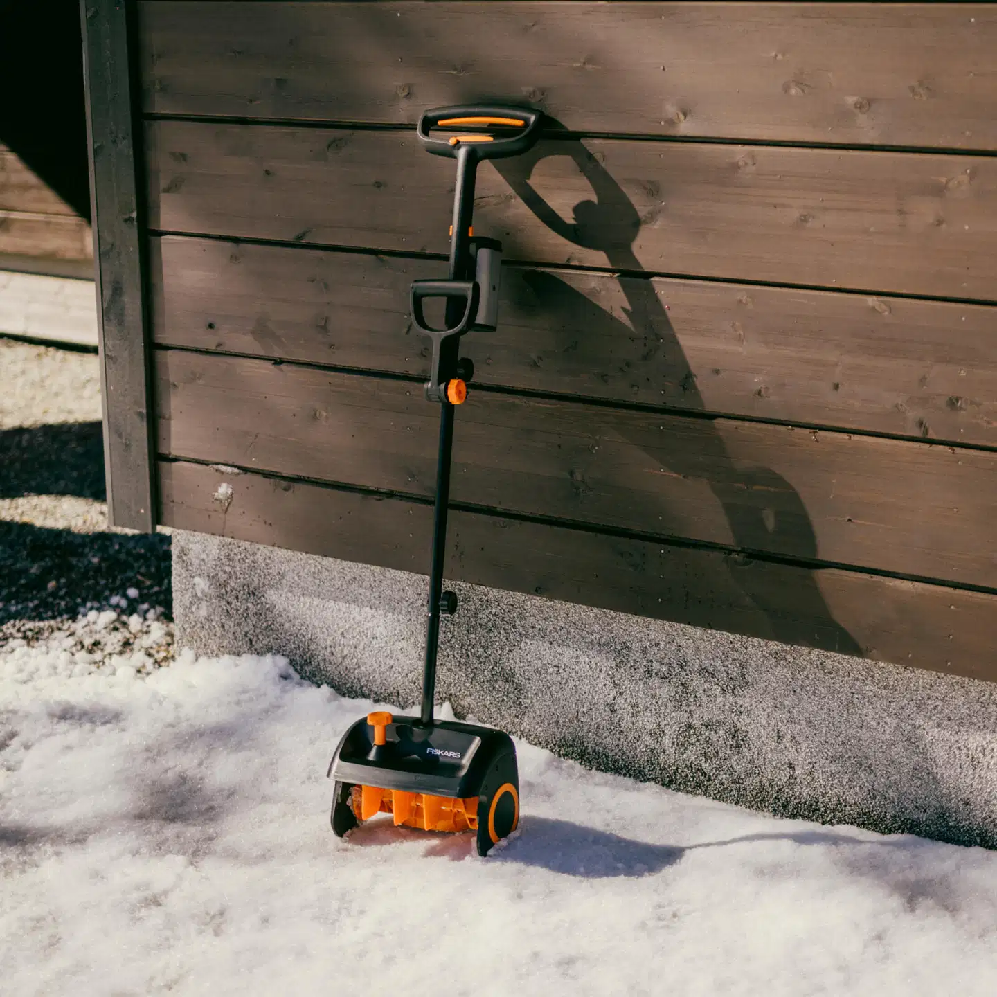Fiskars Power akkulumilapio - 18