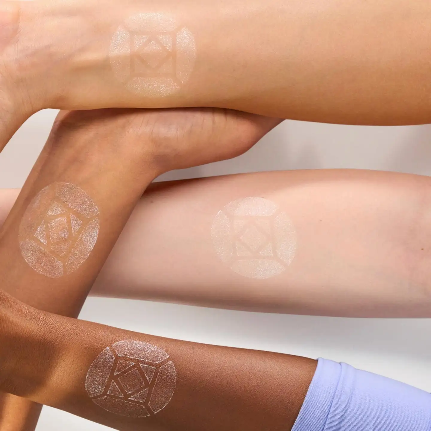 essence BABY GOT DIAMOND highlighter stick 5.4 g - 3