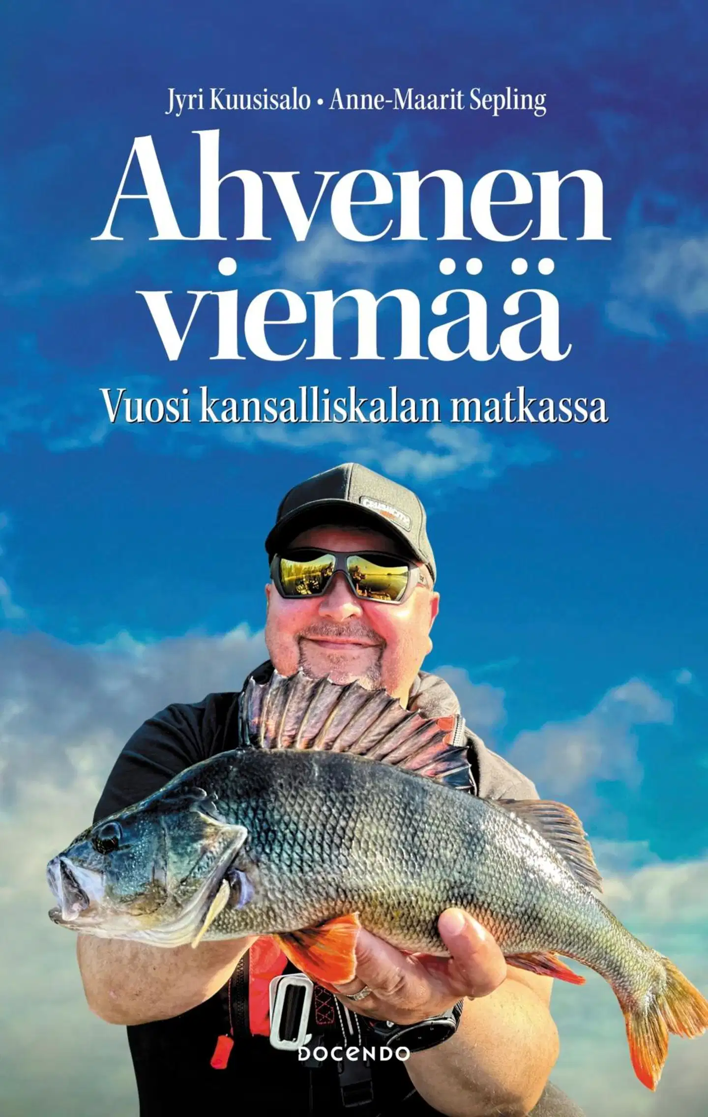 Kuusisalo, Ahvenen viemää - Vuosi kansalliskalan matkassa