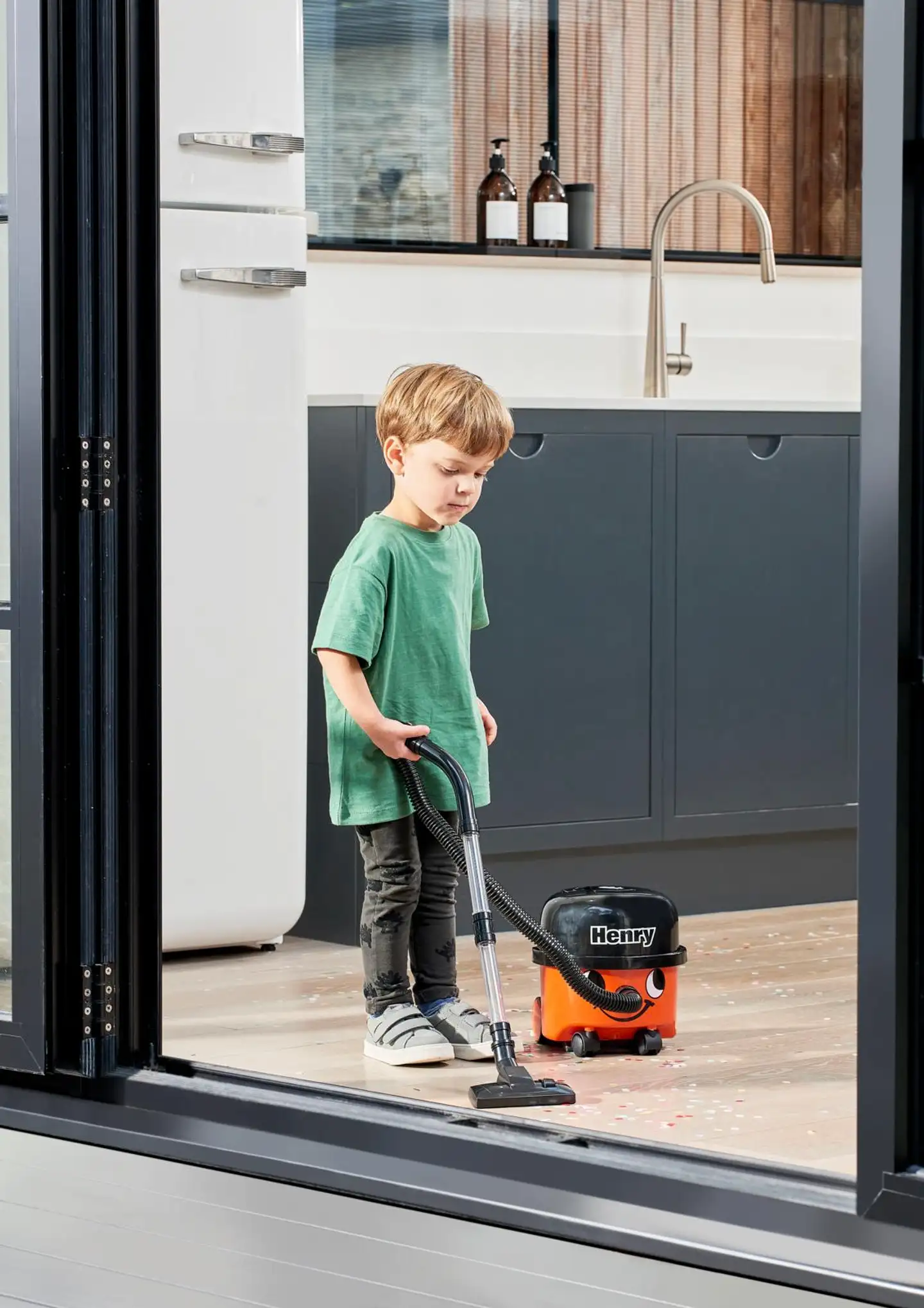 Casdon Henry leikki-imuri - 6