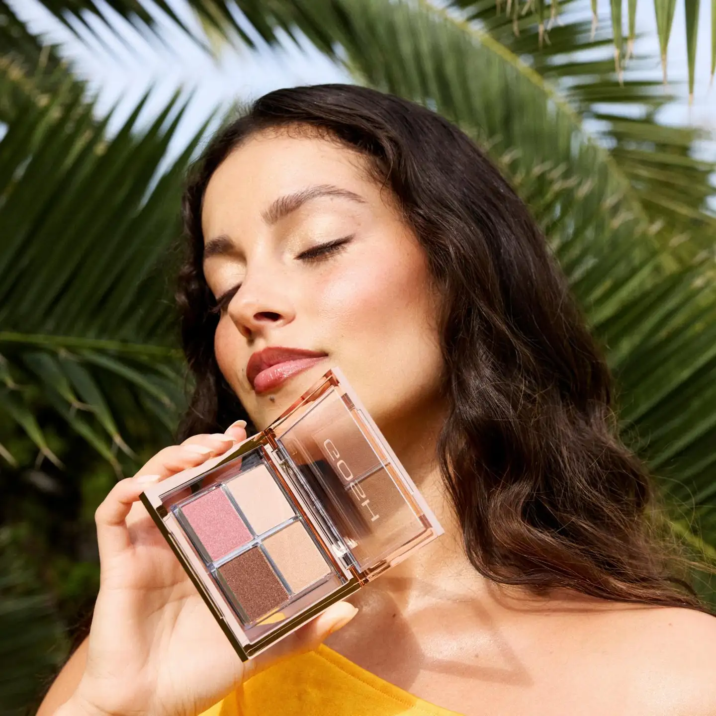 Gosh Glow Palette 001 hehkupaletti - 4