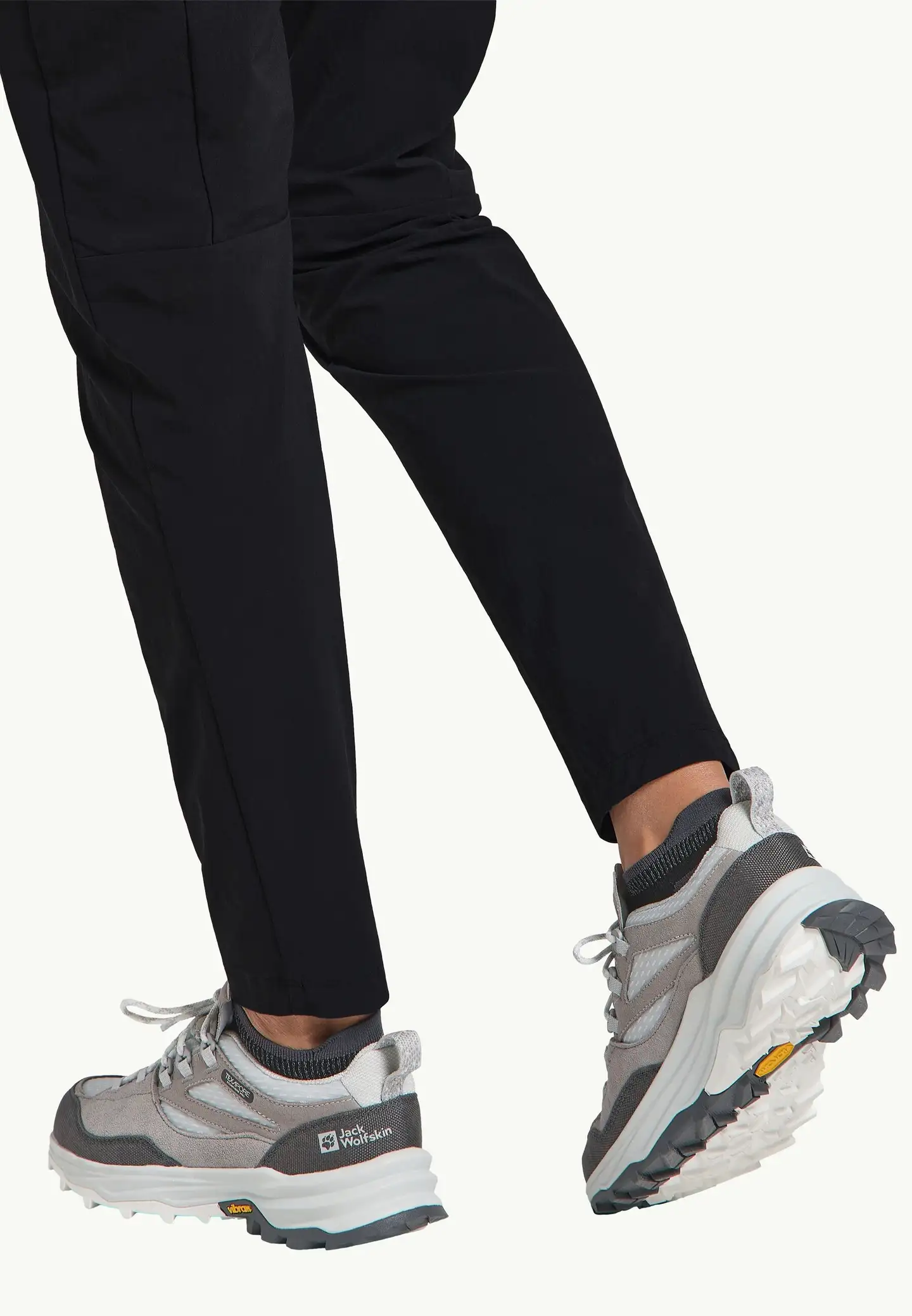 Jack Wolfskin naisten ulkoilujalkine Cyrox Texapore Low W - Cool grey - 9