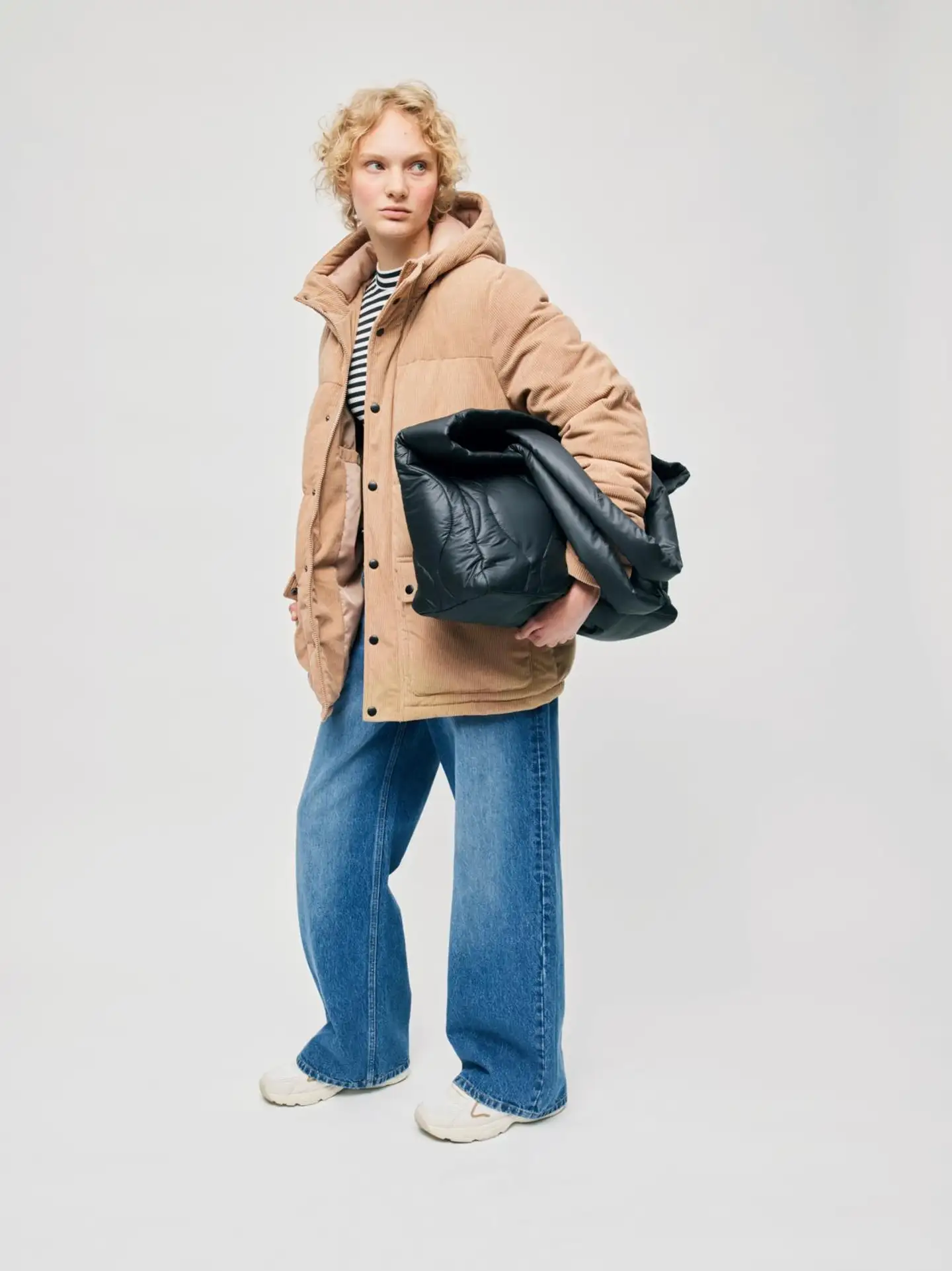 WKLY. naisten raidallinen pusero kilpikonnakauluksella 213W341208 - black/off white - 3