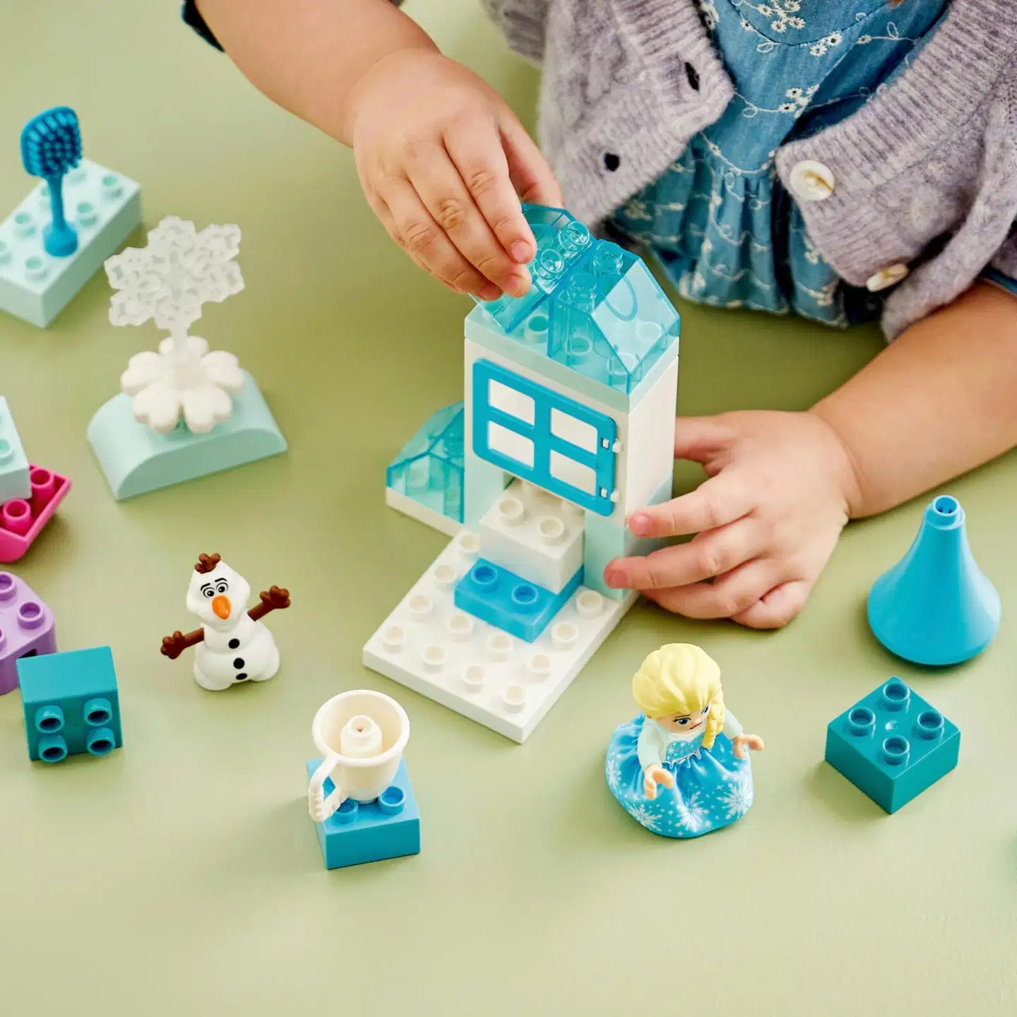 LEGO® DUPLO Disney TM 10462 Elsa, Olaf ja luovuuden Frozen-laatikko - 9