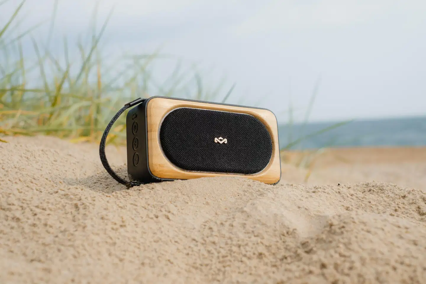 House of Marley Bluetooth kaiutin Roots Solar, musta/puu - 9