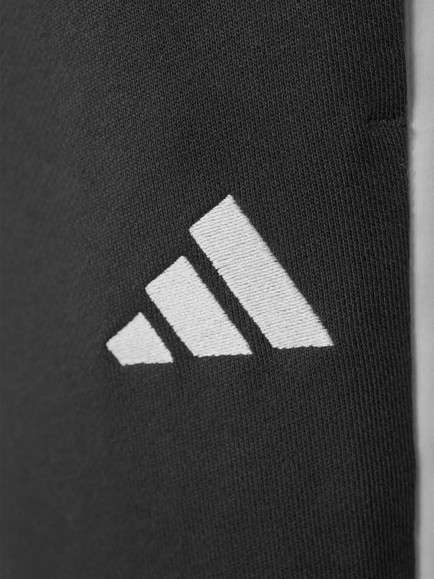 Adidas miesten collegehousut KY6533 - Black/White - 5