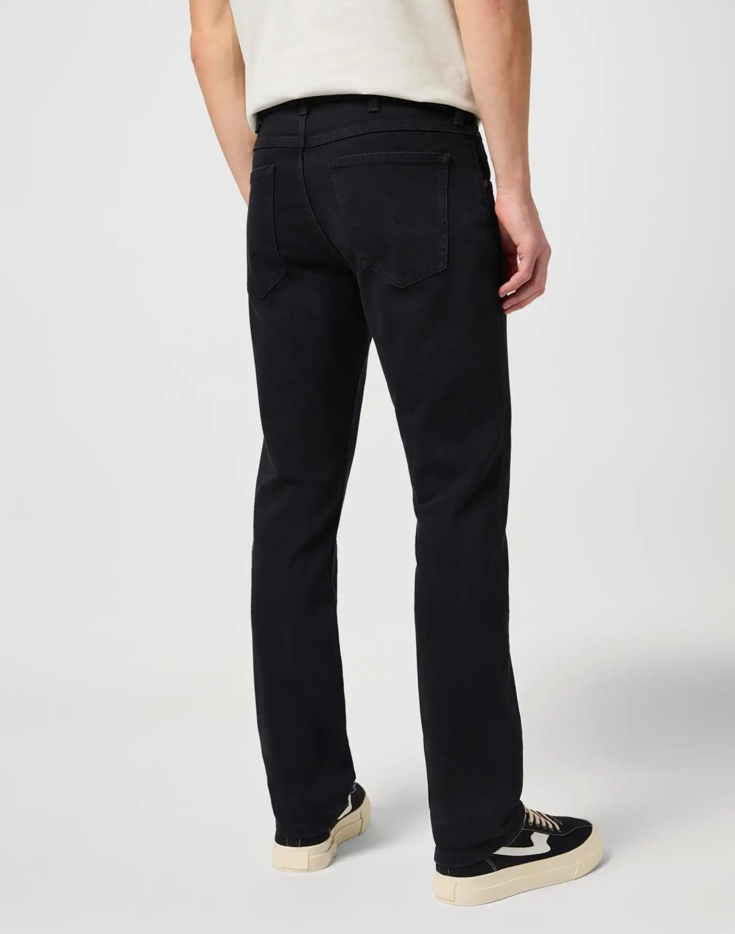 Wrangler miesten farkut Regular 112125980 - BLACK RINSE - 4