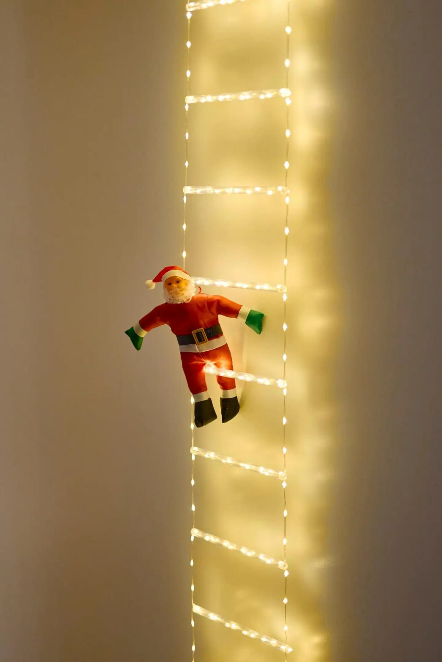 Airam HO-HO-HO joulupukki tikkailla - 2