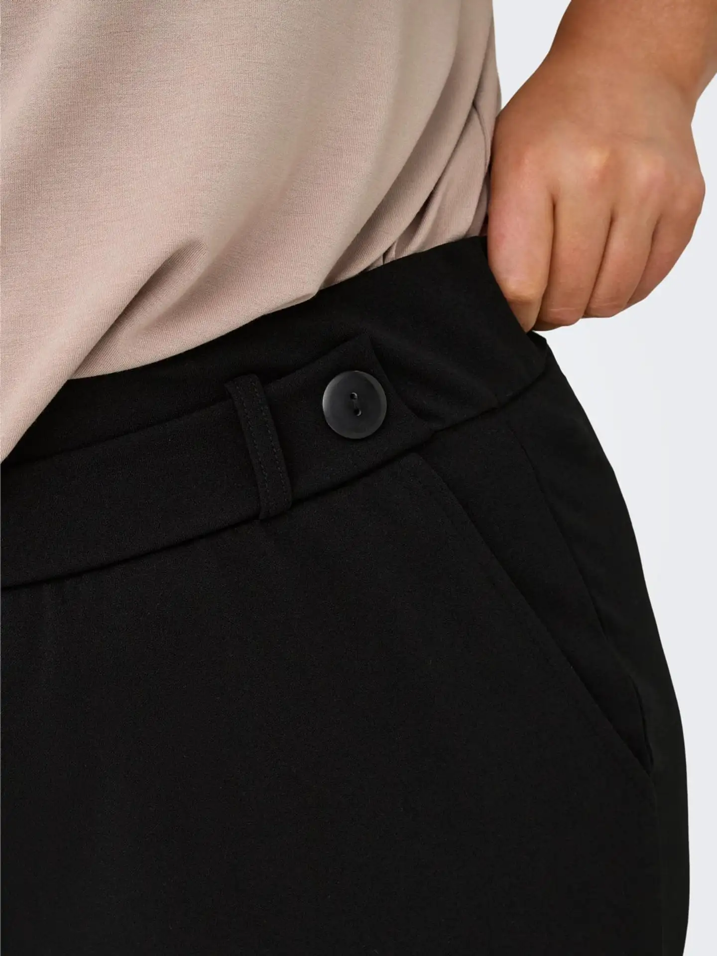 ONLY CARMAKOMA naisten caprit Carsania - BLACK - 9