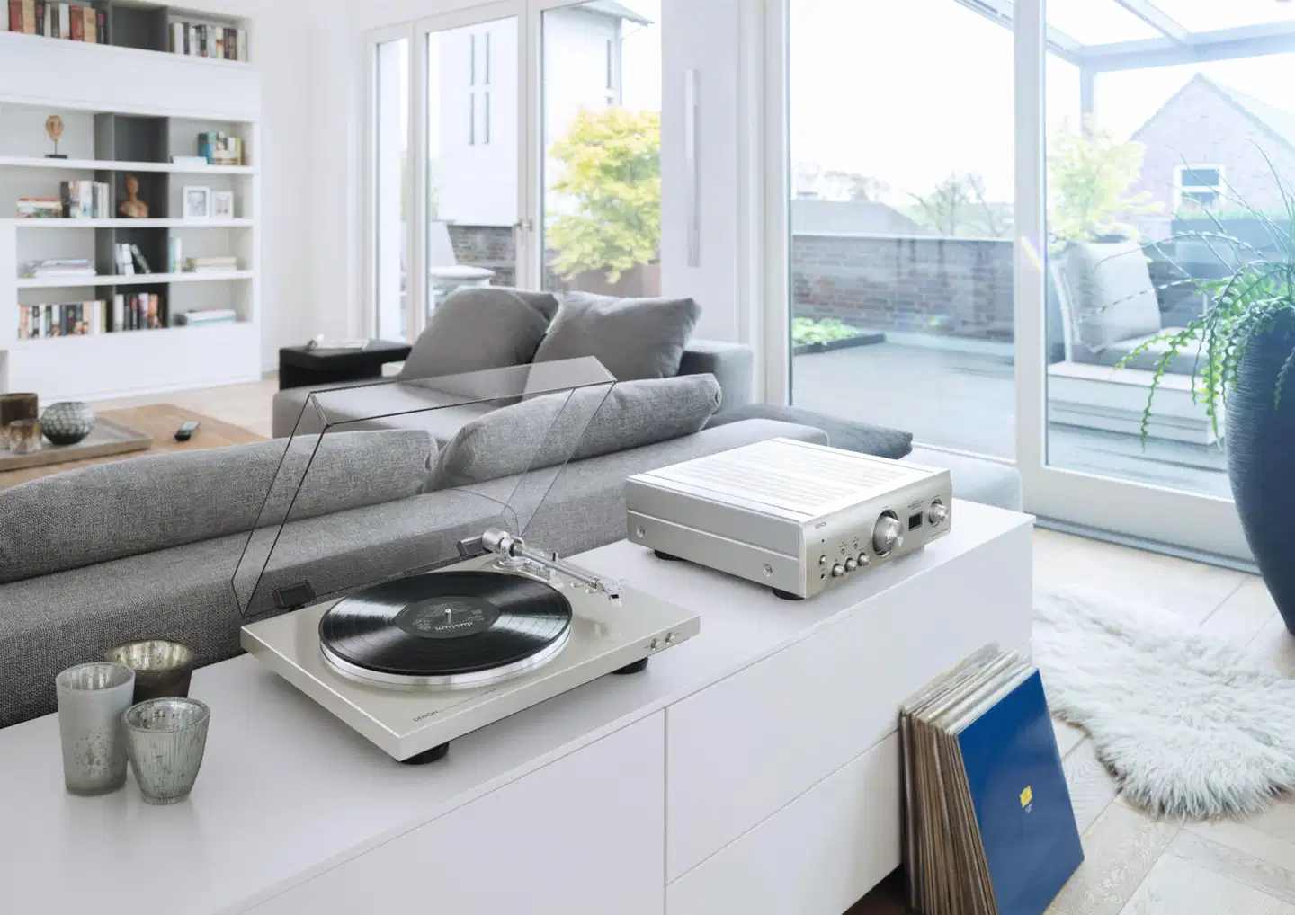 Denon levysoitin DP-300F - 3