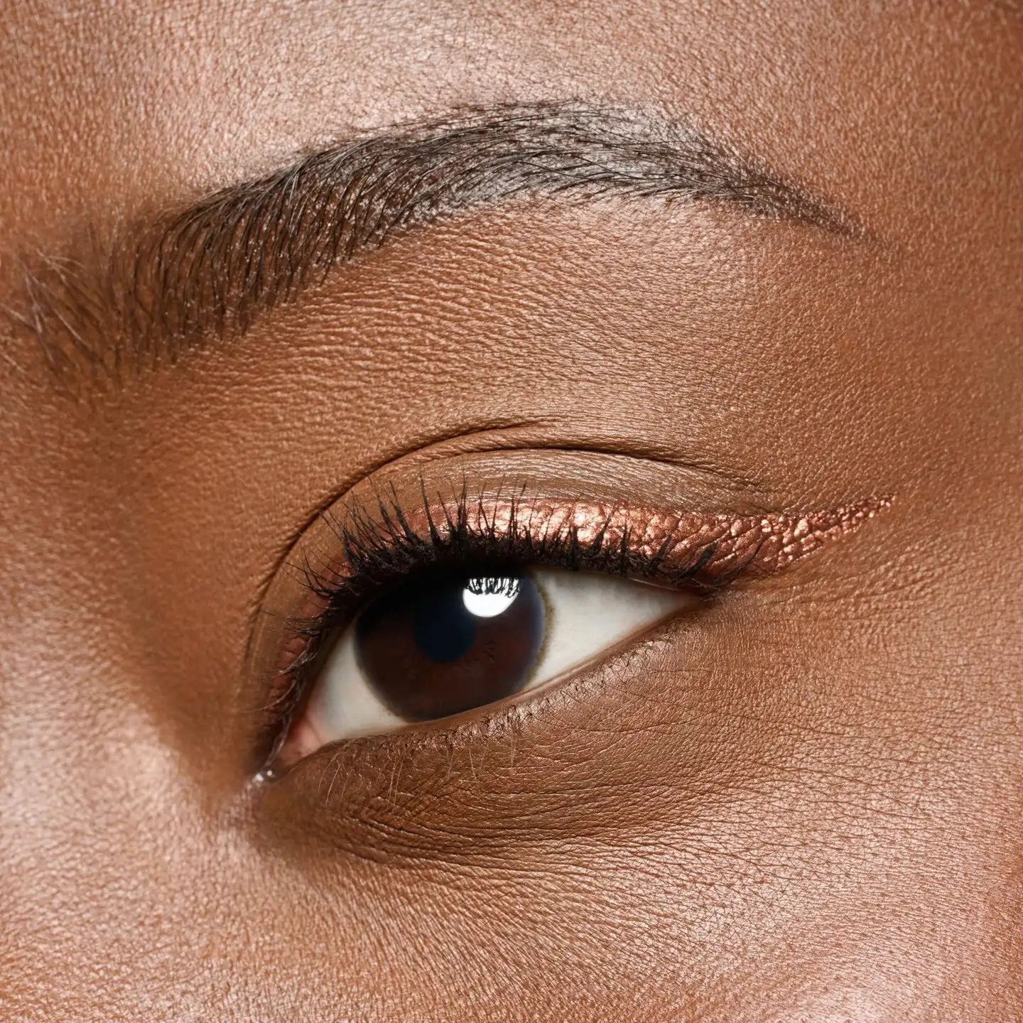 essence COLOUR it! metallic liquid liner 01 Burnished Bronze 3 ml - Burnished Bronze - 7
