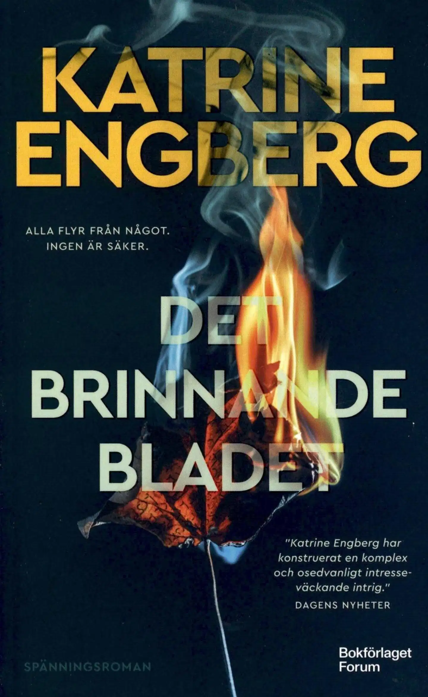 Engberg, Katrine: Det brinnande bladet pokkari