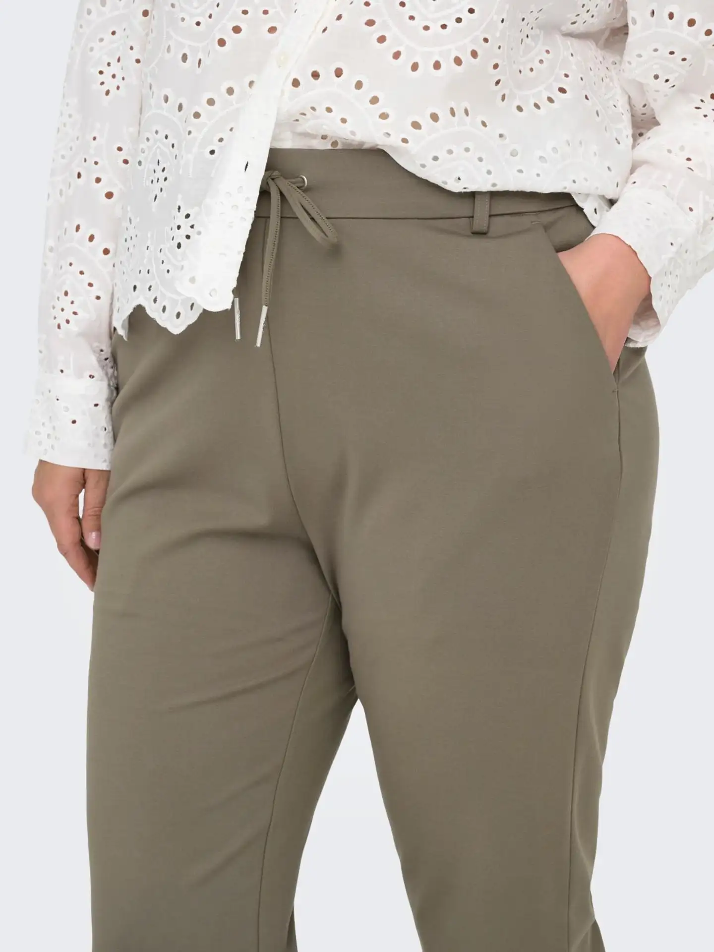 ONLY CARMAKOMA naisten housut Cargoldtrash - Smokey Olive - 6