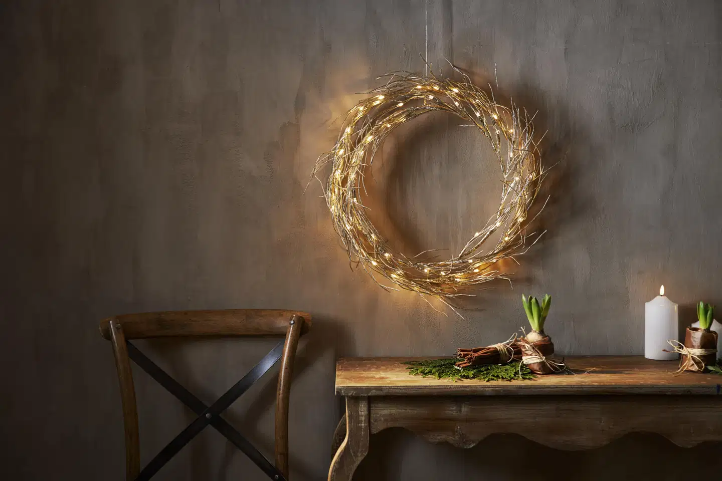 Star Trading Led-valokranssi Fizzy 45 cm, kulta - 2