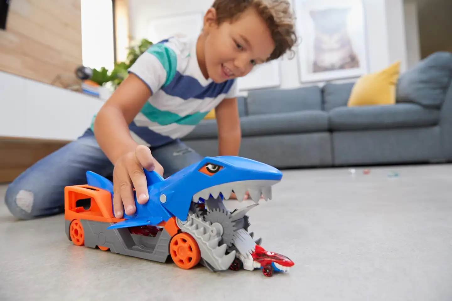 Hot Wheels Shark Chomp Transport Kuljetusrekka - 7