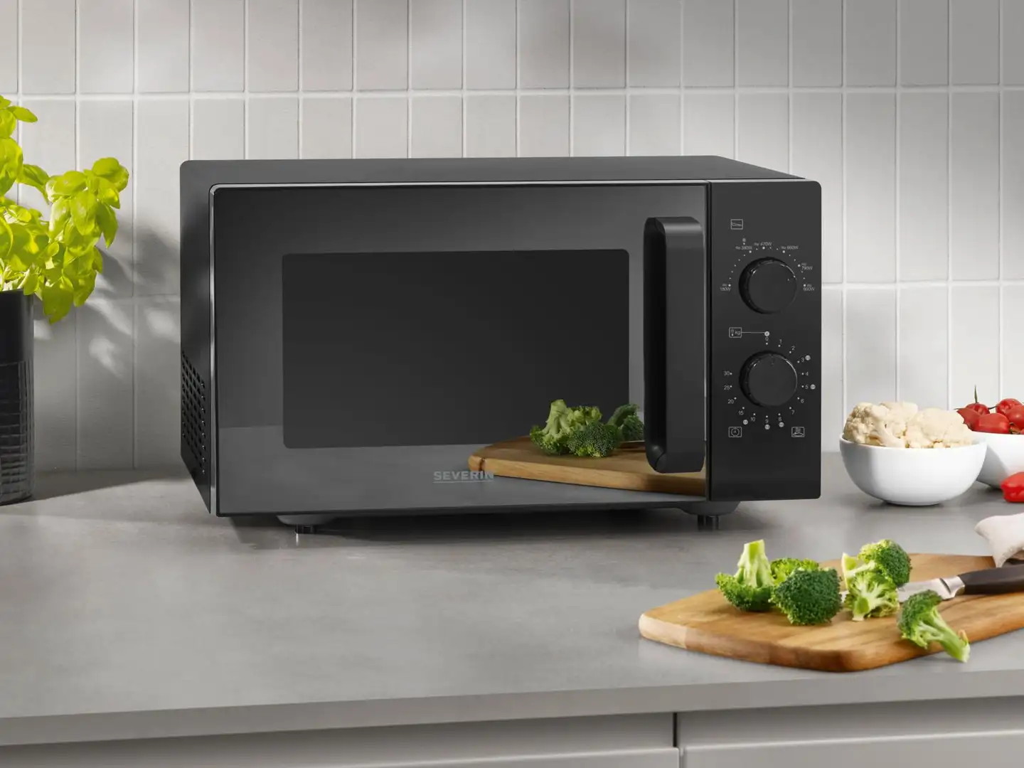 Severin mikroaaltouuni grillitoiminolla MW7782 - 5