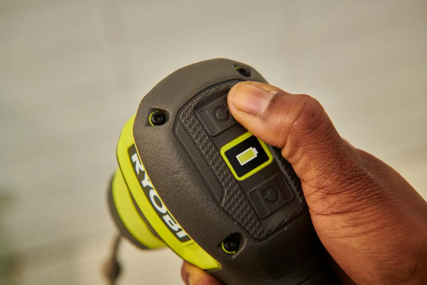 Ryobi 4V viemärinavaaja RDA4-0 - 5