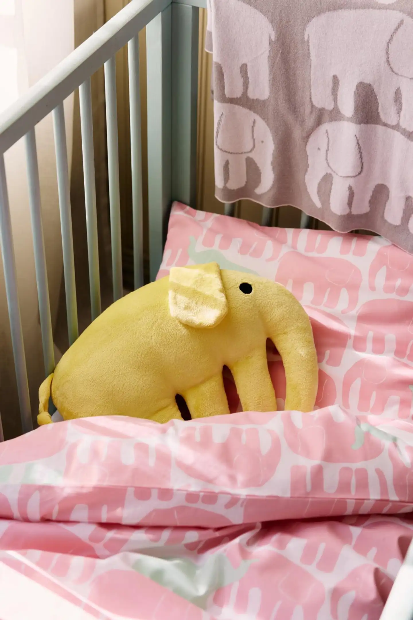 Finlayson vauvoje pussilakanasetti Elefantti Vapaa 85X125+40X60 vaalea pinkki/minttu - 2