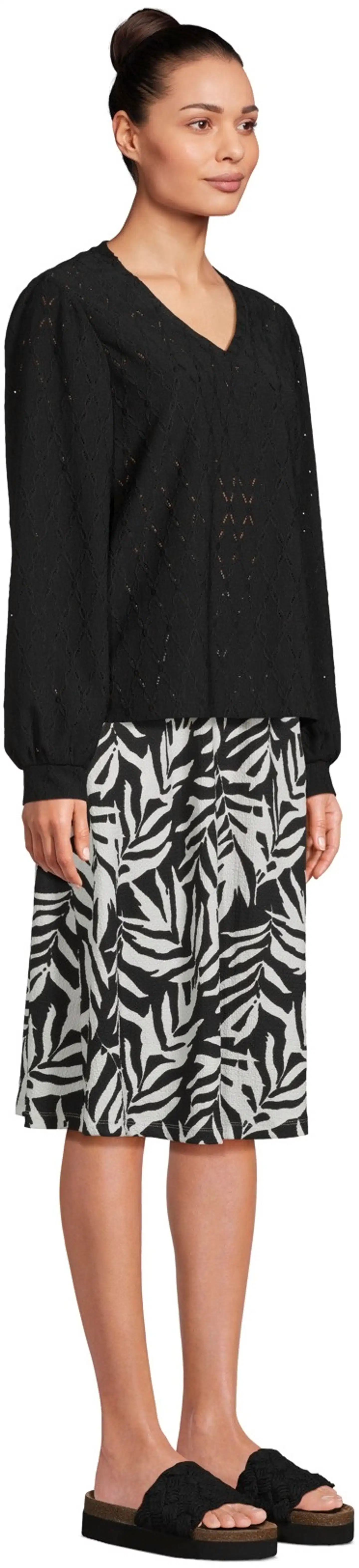 House naisten pusero Lace 213H262907 - black - 4