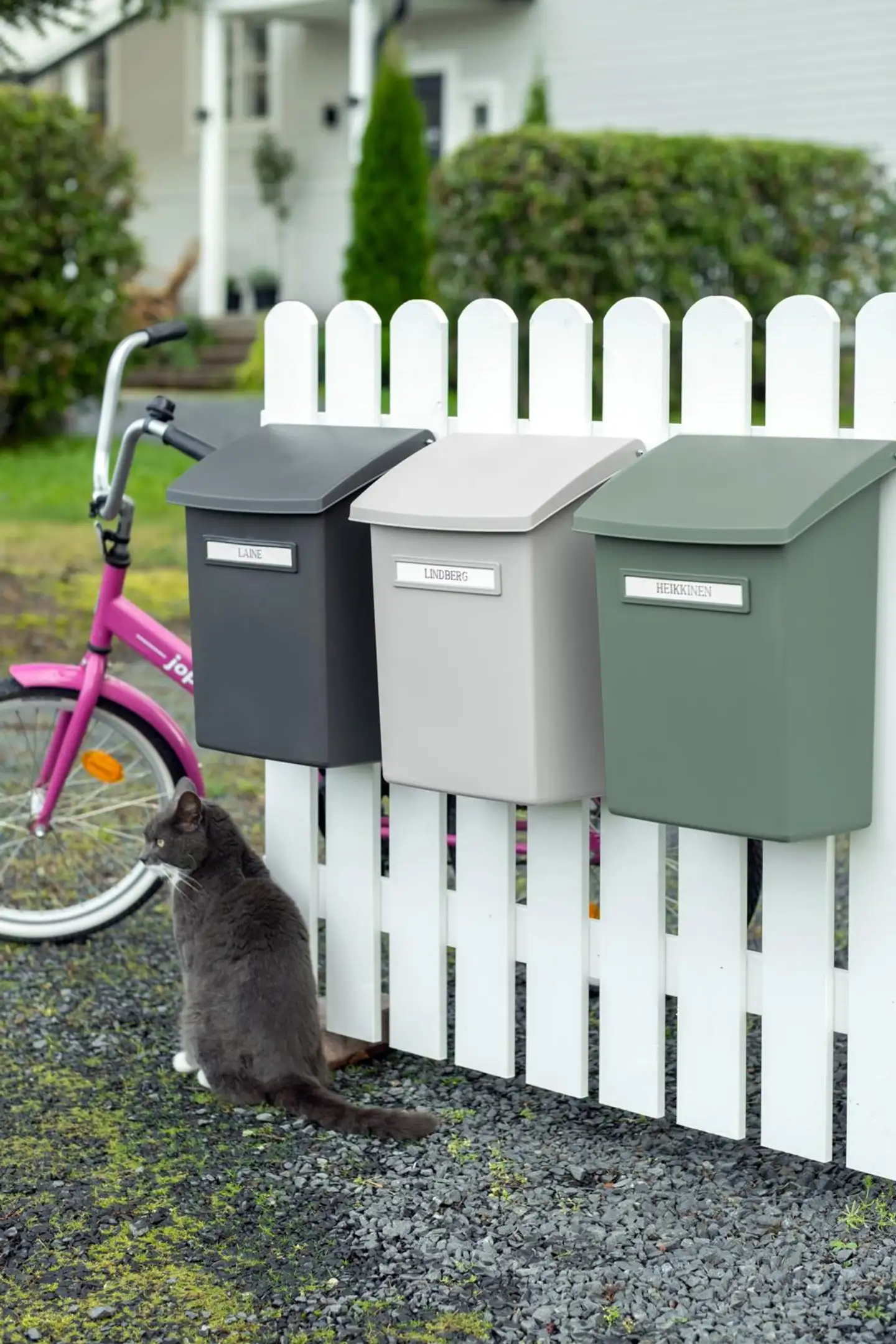 Orthex muovinen postilaatikko välikannella - 6