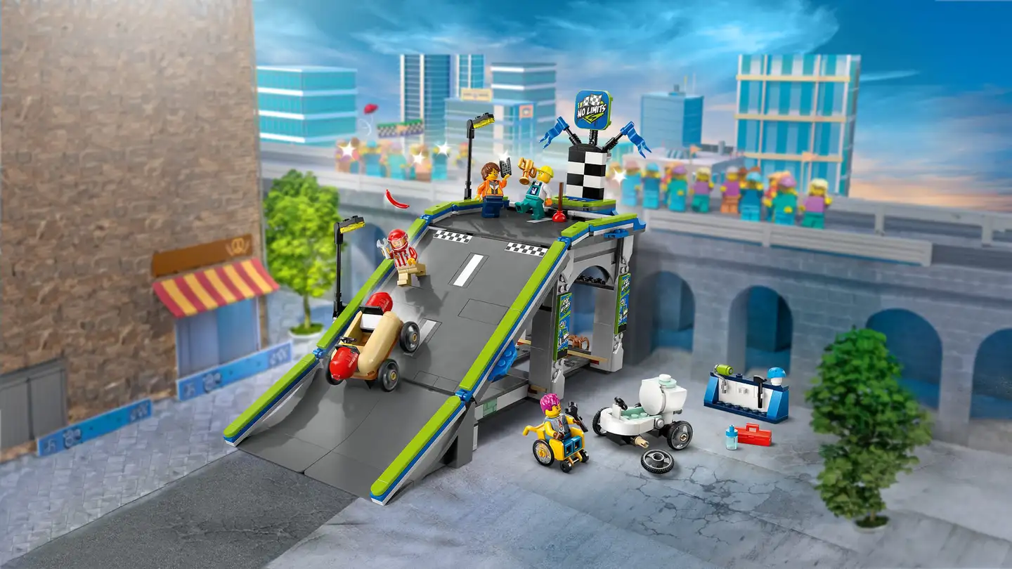 LEGO® City Great Vehicles 60460 Ei rajoja: Kilpa-autojen ramppirata - 9