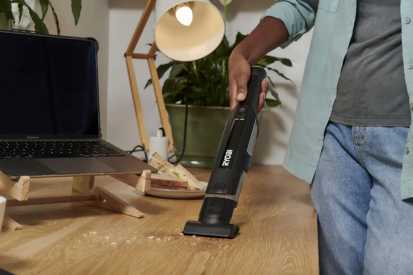 Ryobi 4V rikkaimuri  RHV44-220G - 4