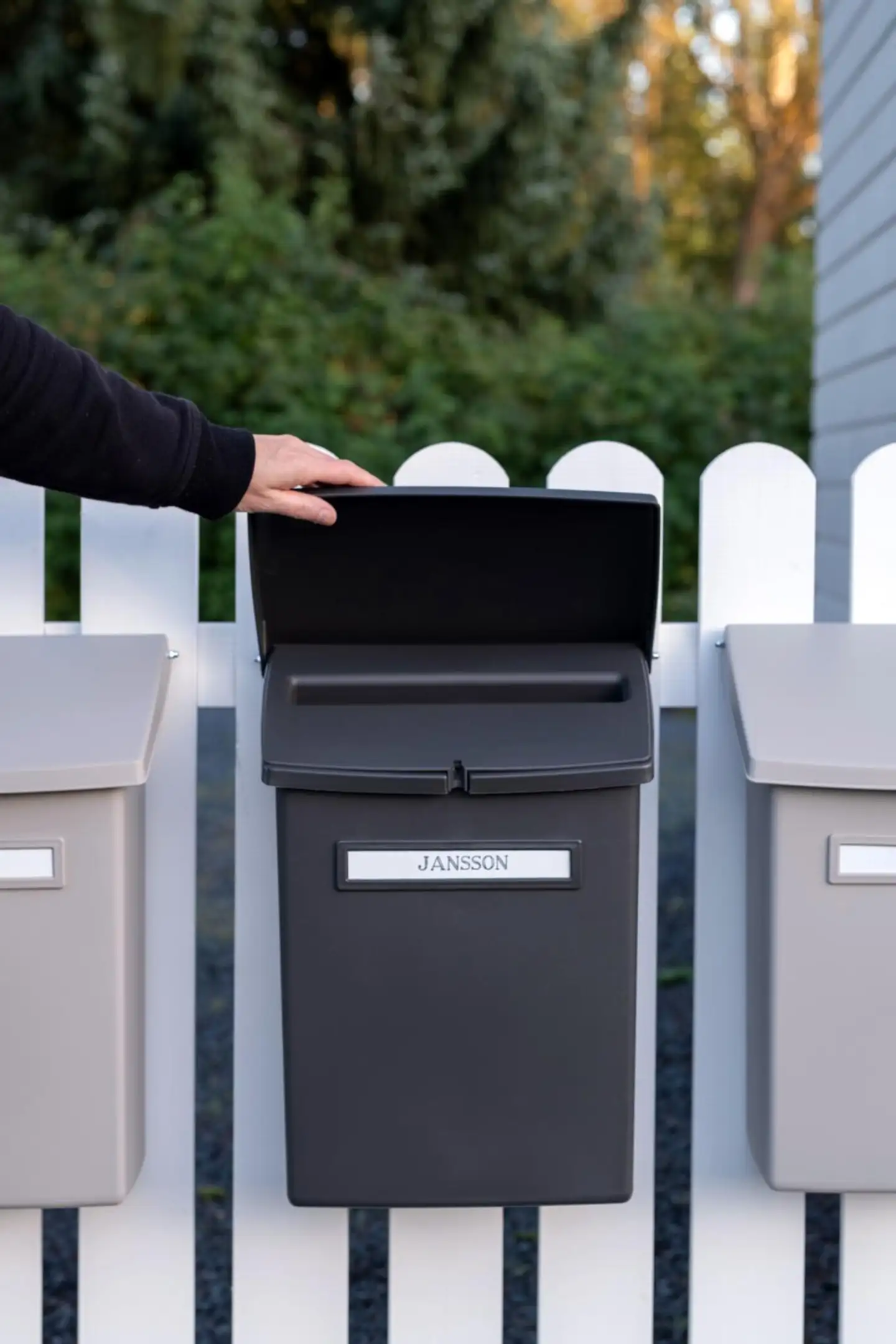 Orthex muovinen postilaatikko välikannella - 5