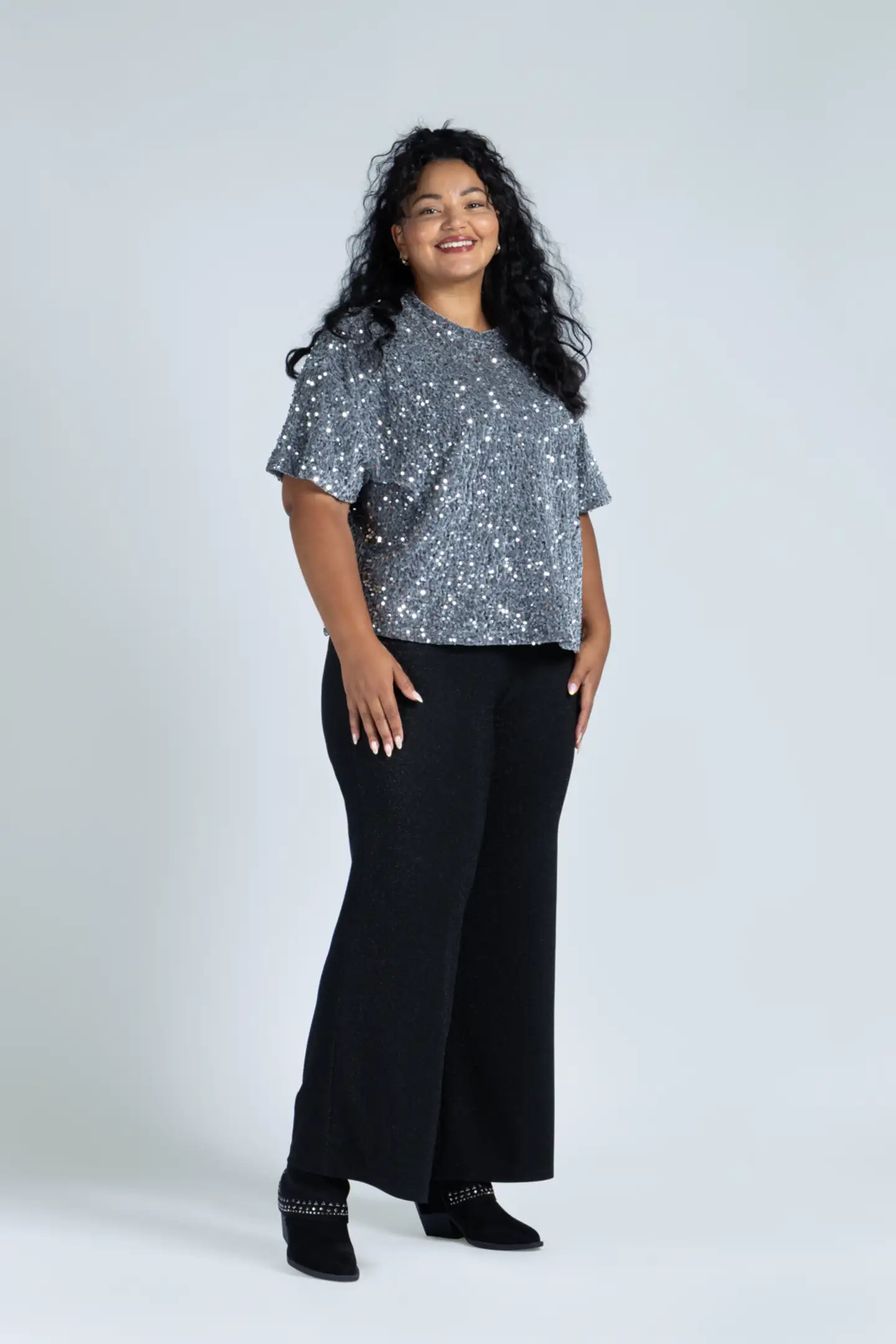 Now Curvy juhlapaljettipusero 123722 - Sequins - 6