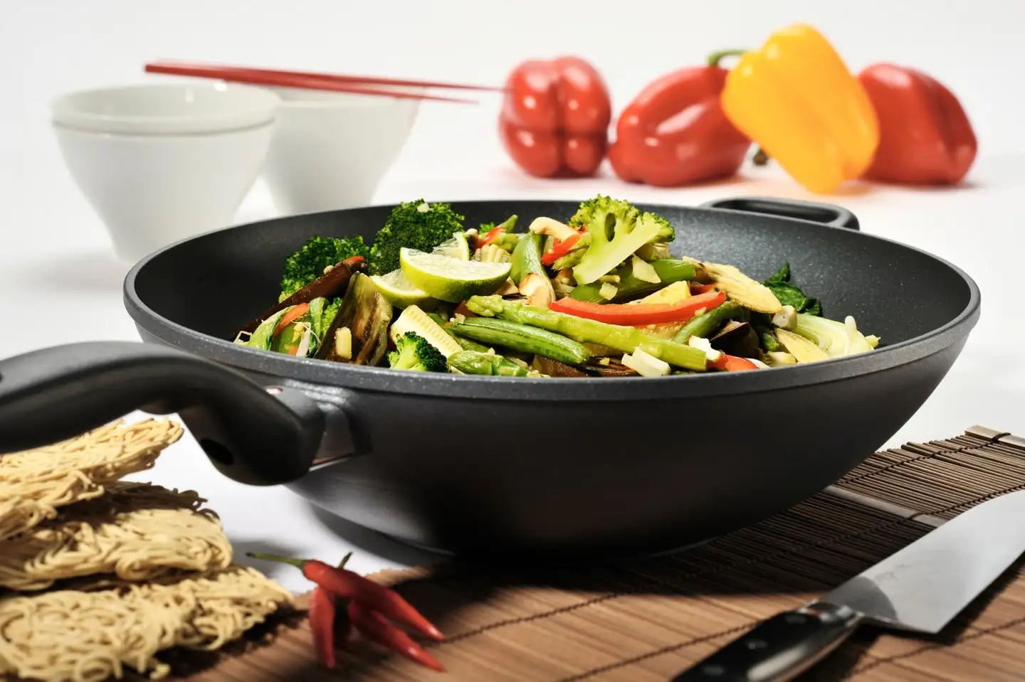 Swiss Diamond wokkipannu ja kansi XD 3,7 l/28 cm - 3