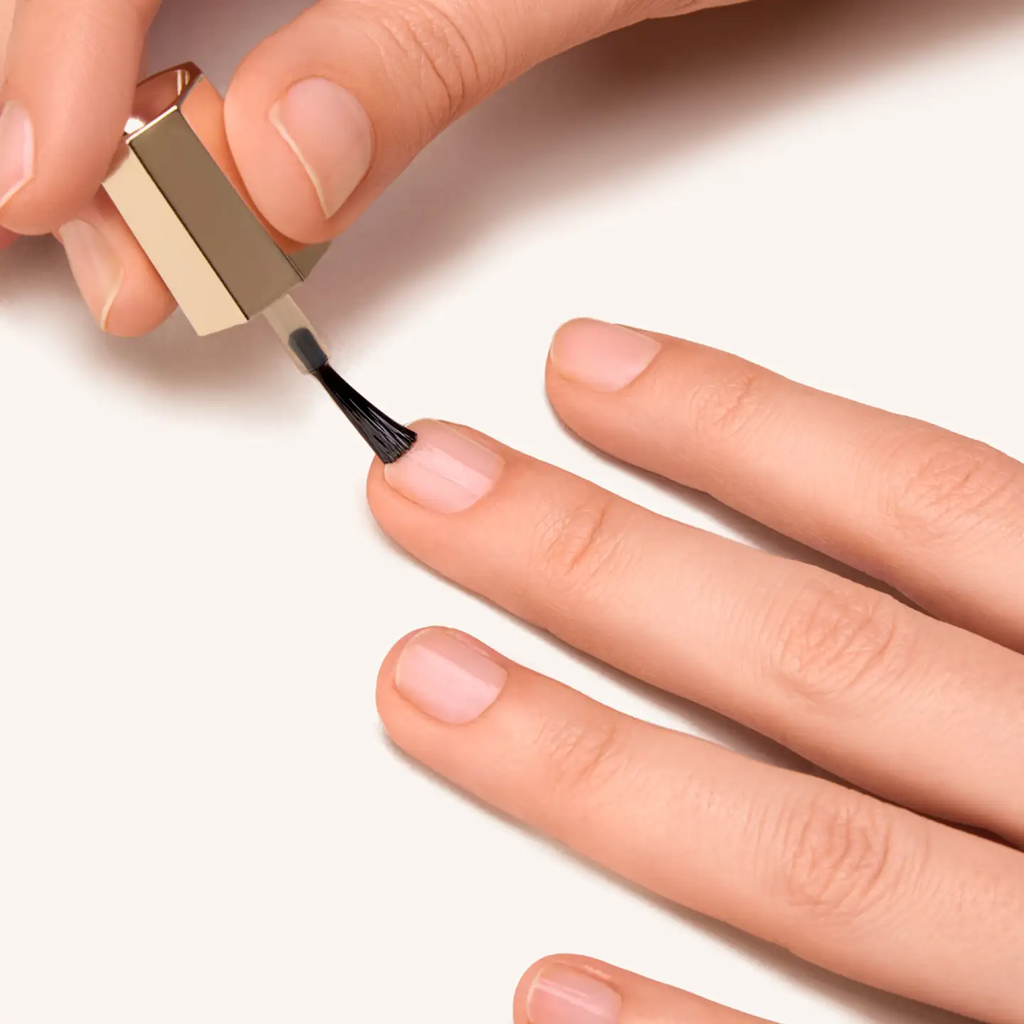 Mavala 5ml Nail Polish Base Coat aluslakka - 2