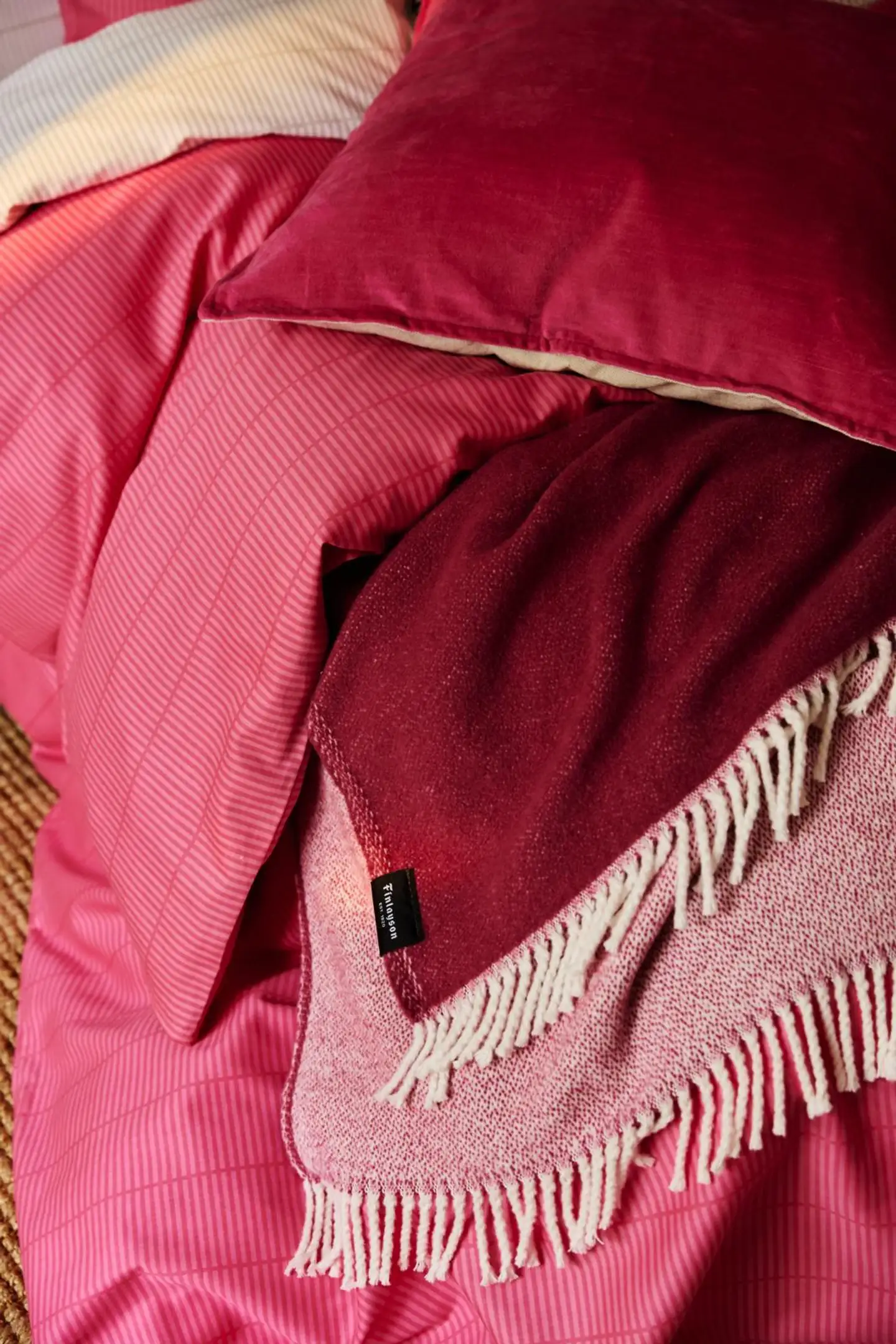 Finlayson torkkupeitto Sulo 140x180cm tumma roosa - 5