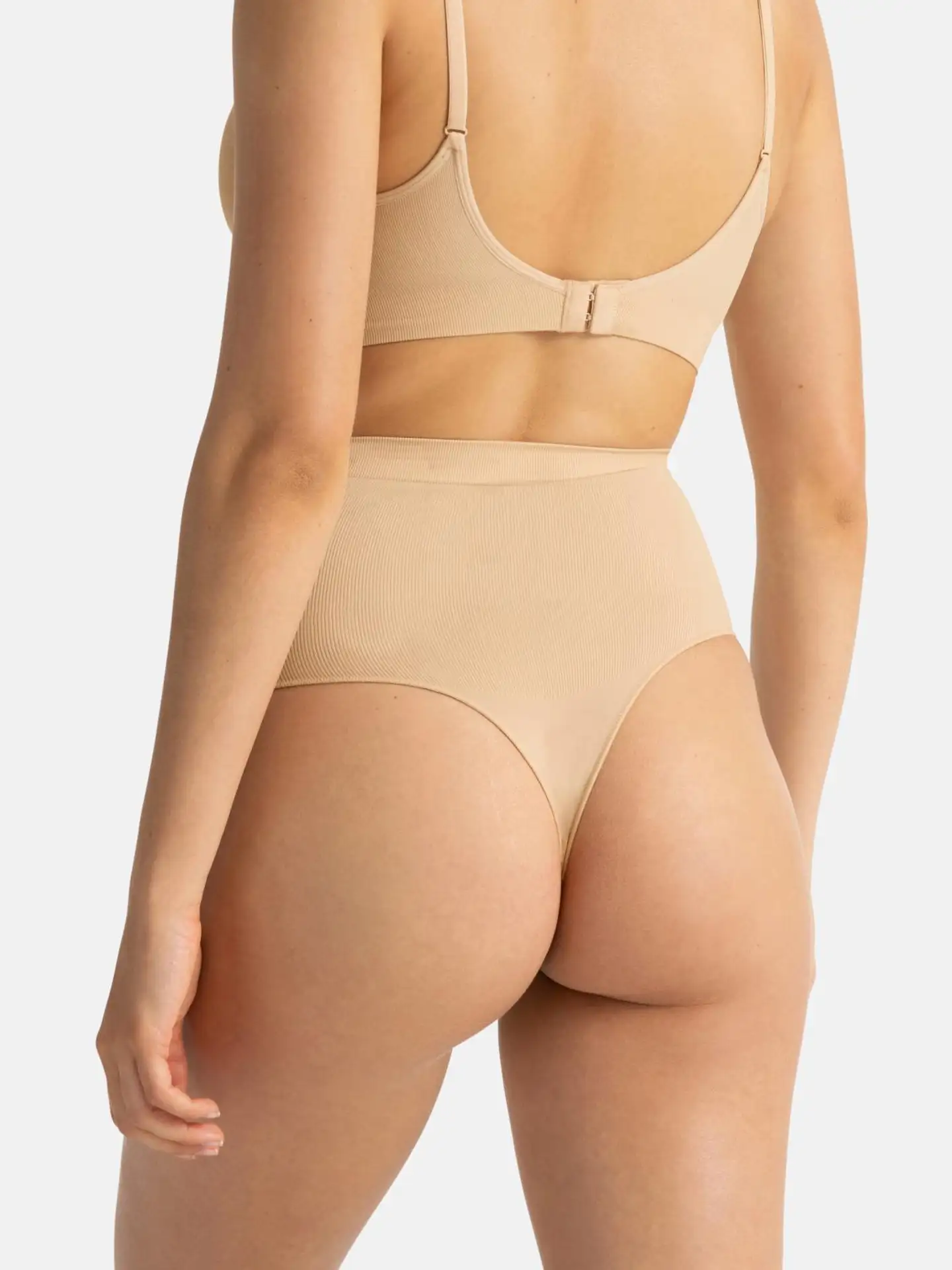 Dorina naisten muotoilevat string-alushousut Sculpt FXST0018 - BEIGE - 4