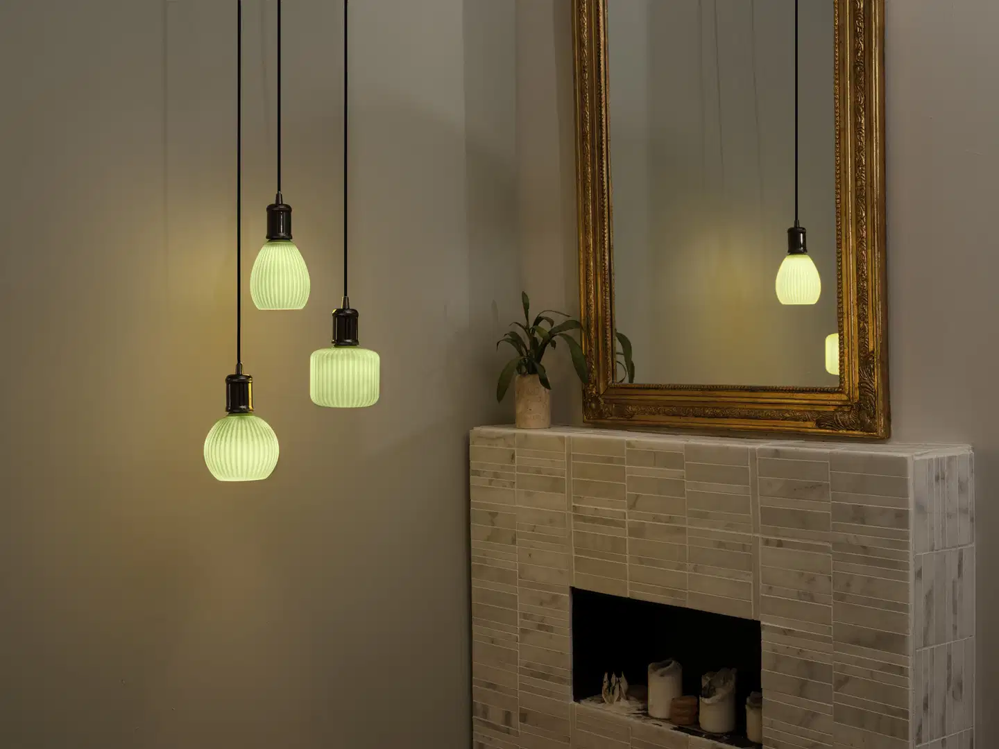 Osram LED-sisustuslamppu Decor Globe 3,5W E27 vihreä - 4