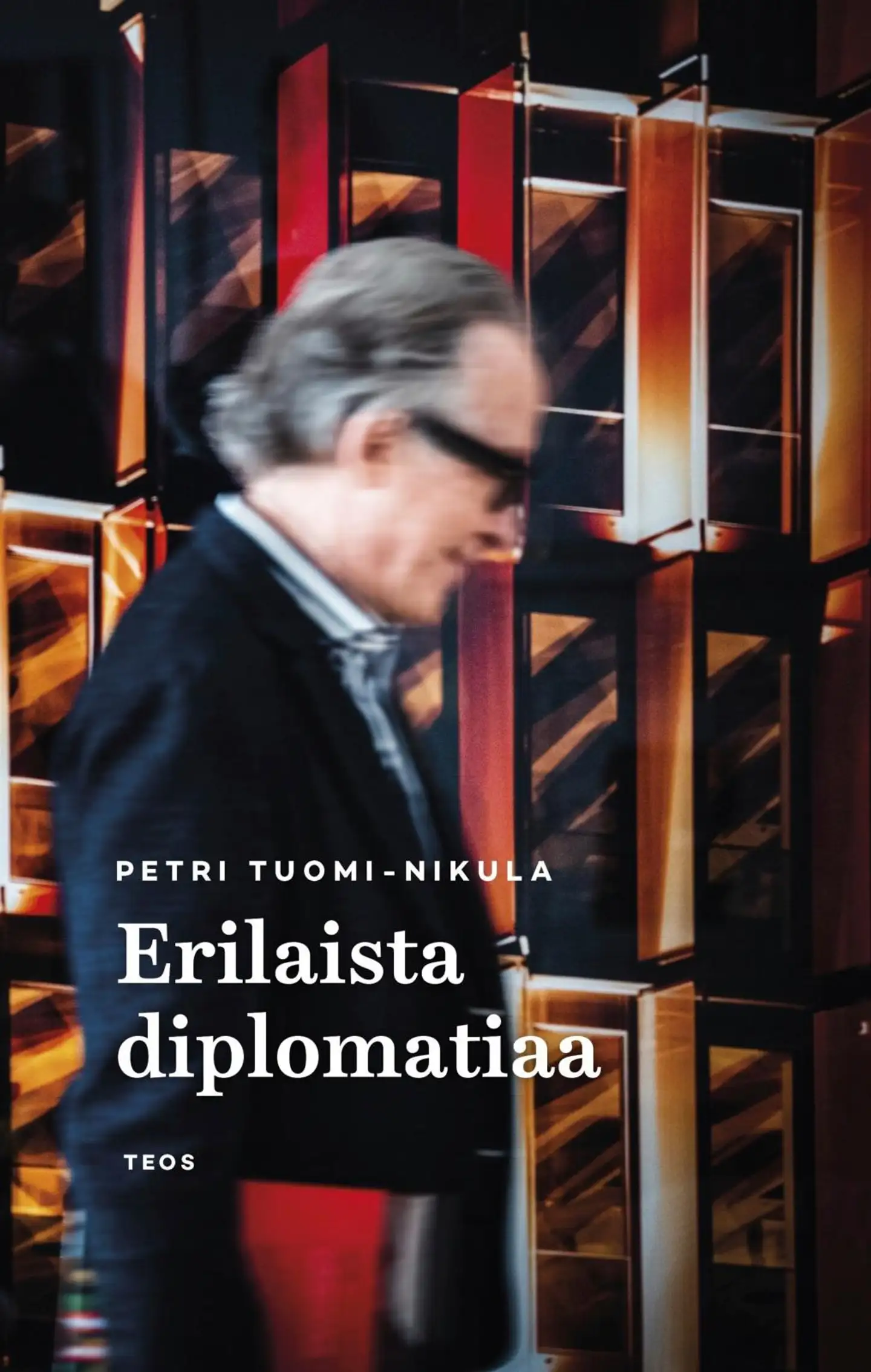 Tuomi-Nikula, Erilaista diplomatiaa