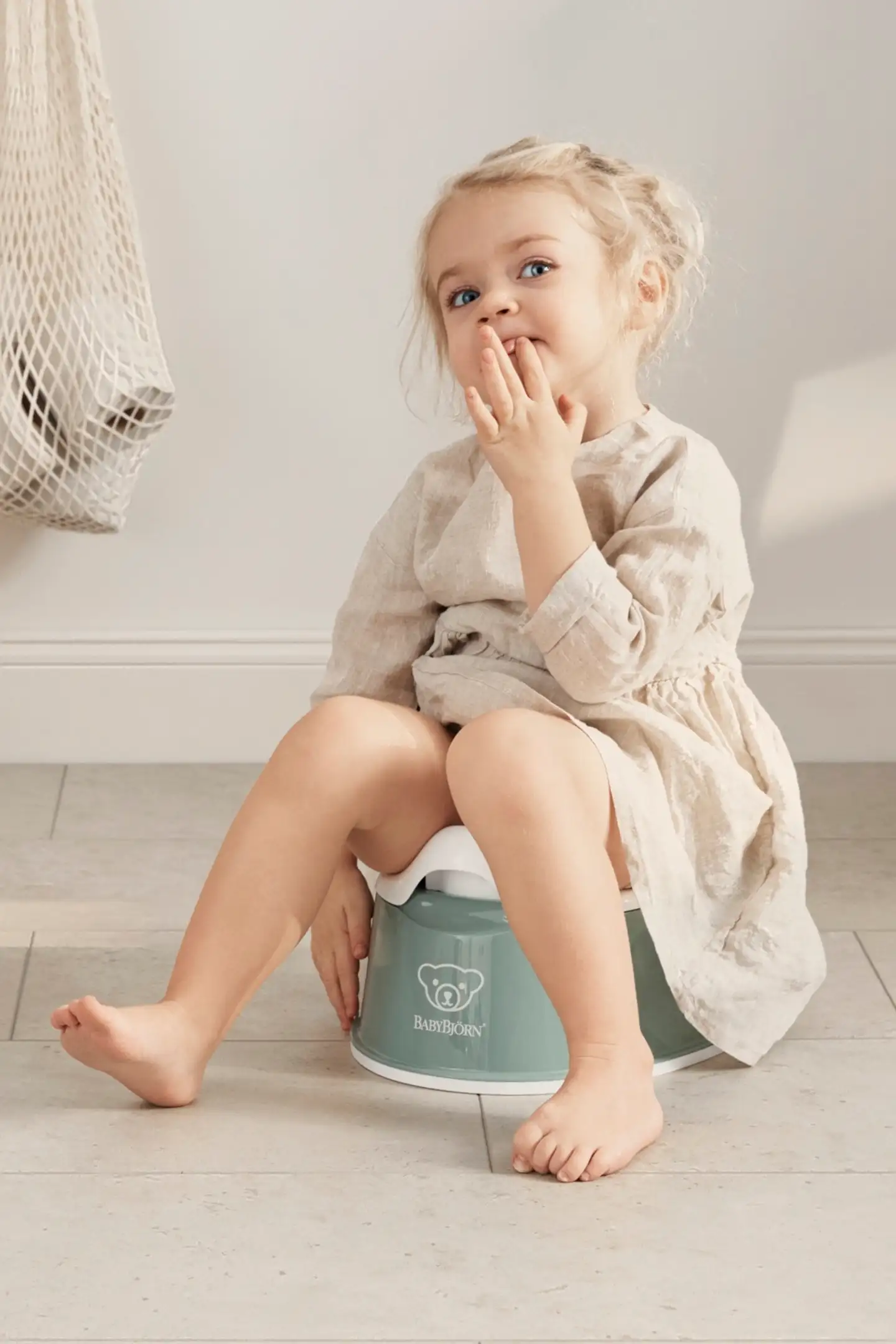 BabyBjörn smart potta - syvä vihreä/valkoinen - 2