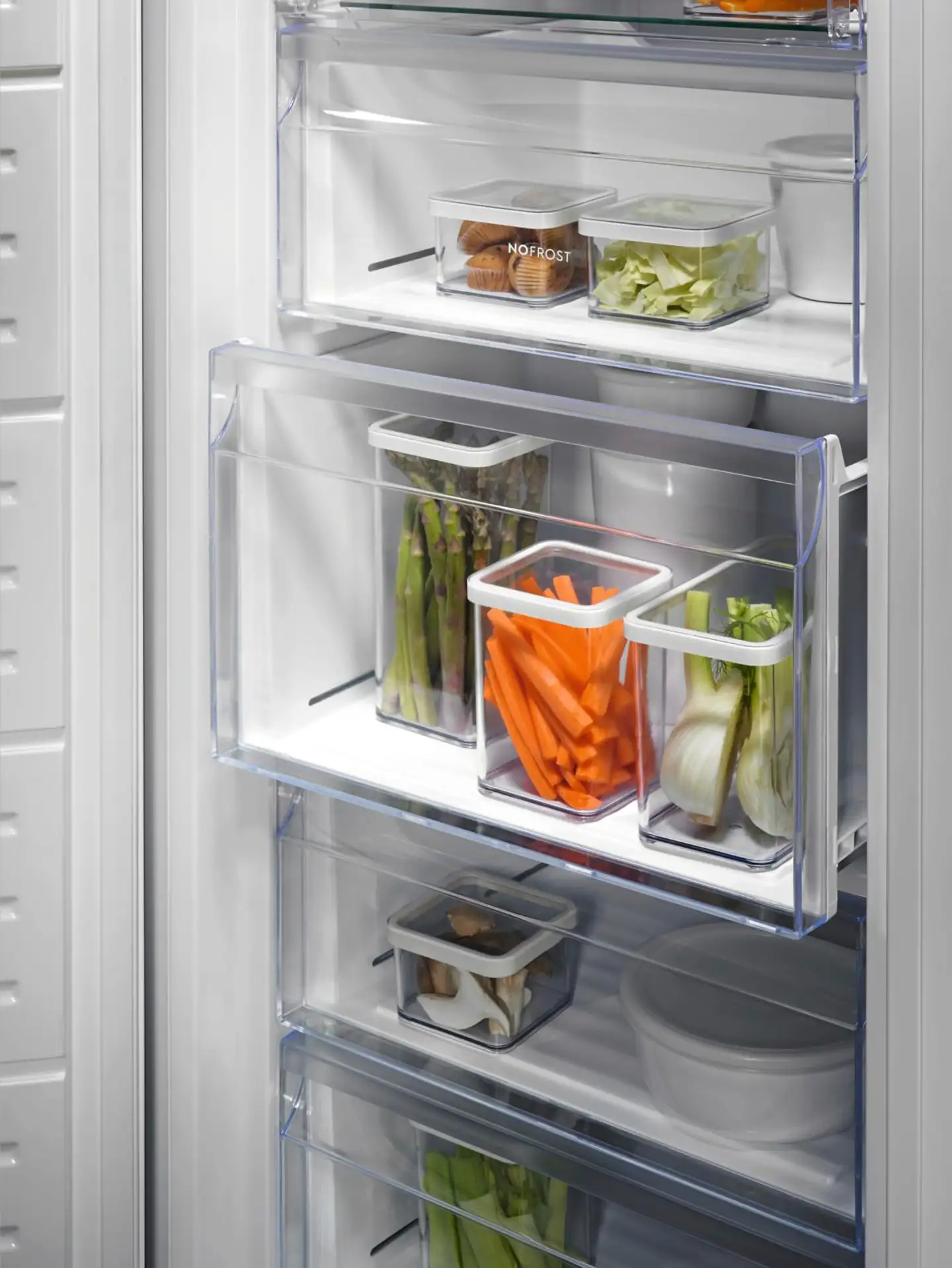 Electrolux pakastin EUT6NE28K1 musta - 5