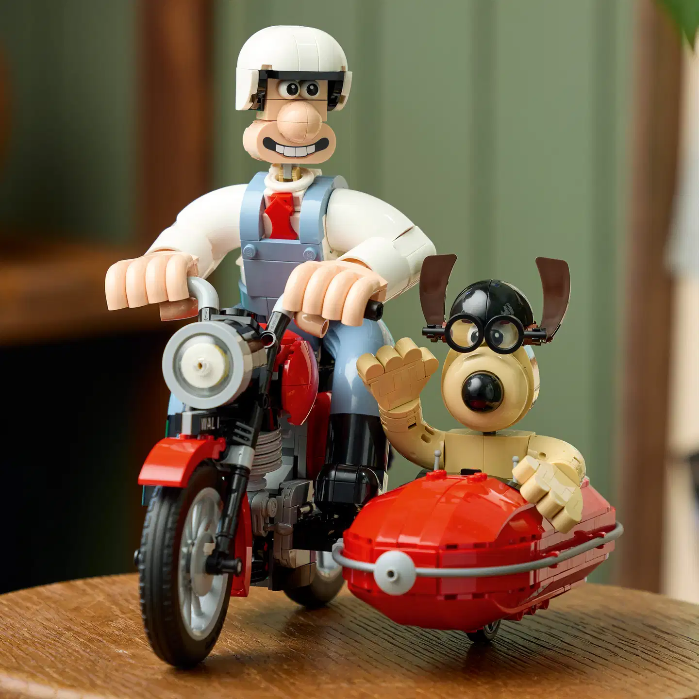 LEGO® Ideas 21371 Wallace & Gromit - 10