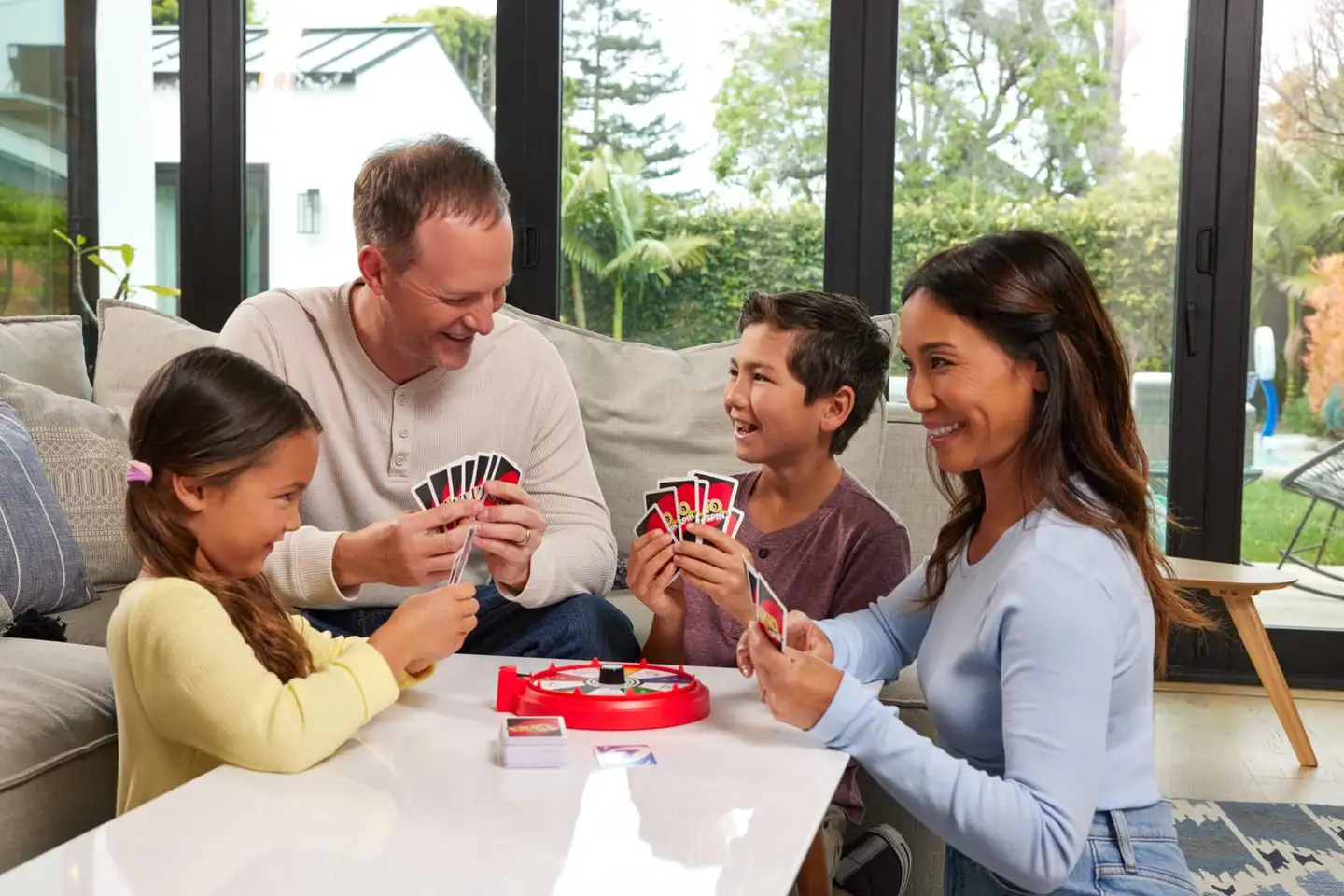 Uno Spin -Korttipeli - 8