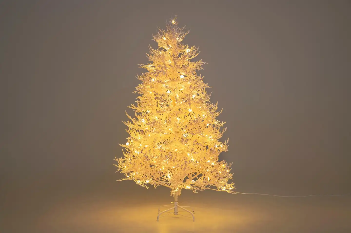 Finnlumor joulukuusi valkoinen 150 cm LED-valoilla - 1