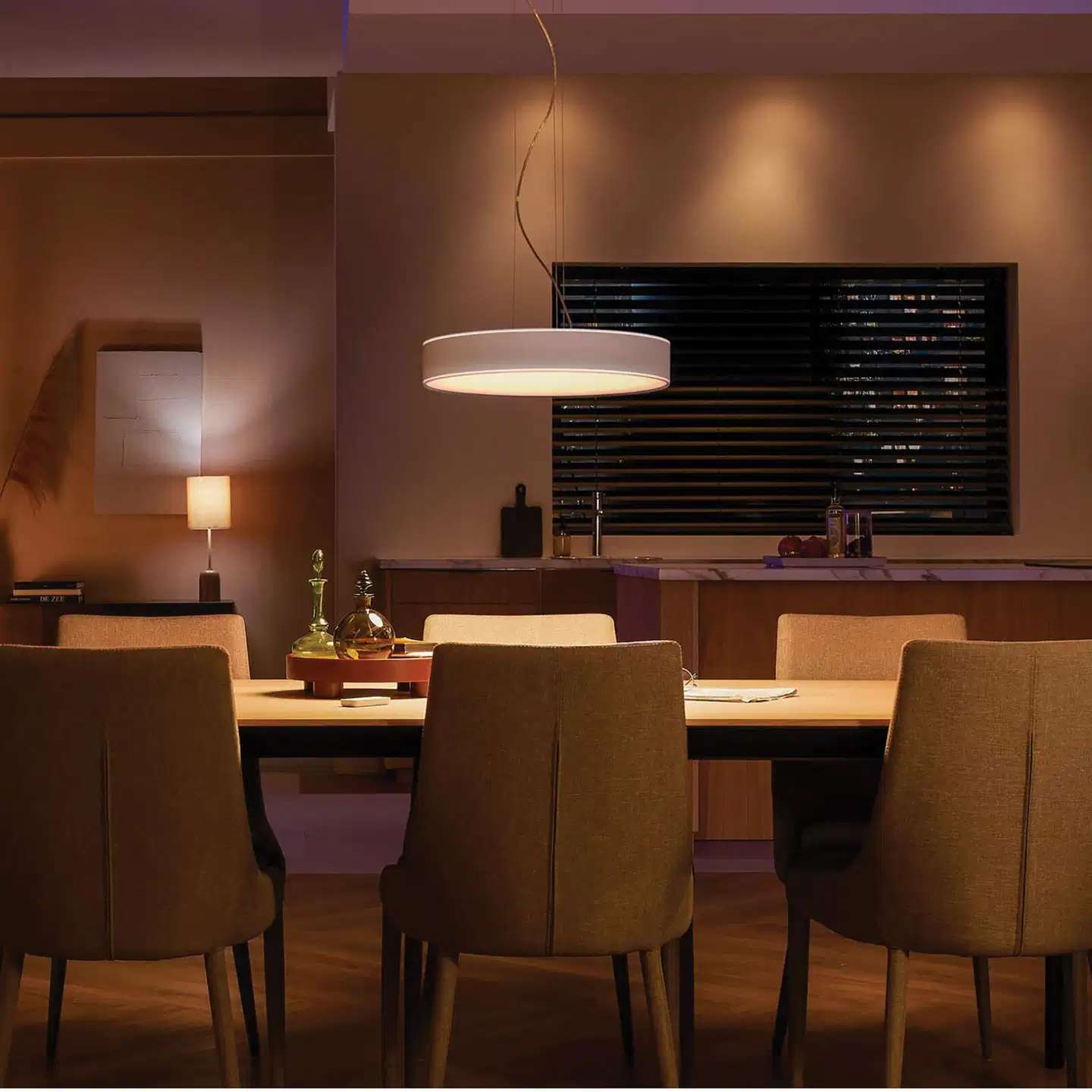 Philips Hue Enrave -riippuvalaisin 34W 2200-6500K 4300LM musta - 9