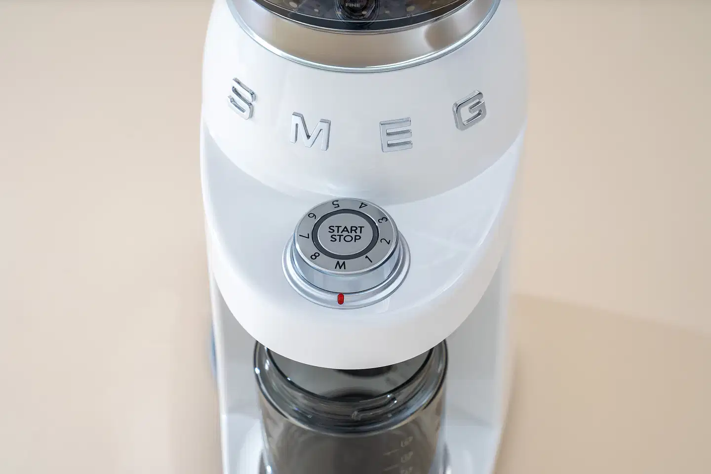 Smeg kahvimylly CGF03WHEU valkoinen - 10