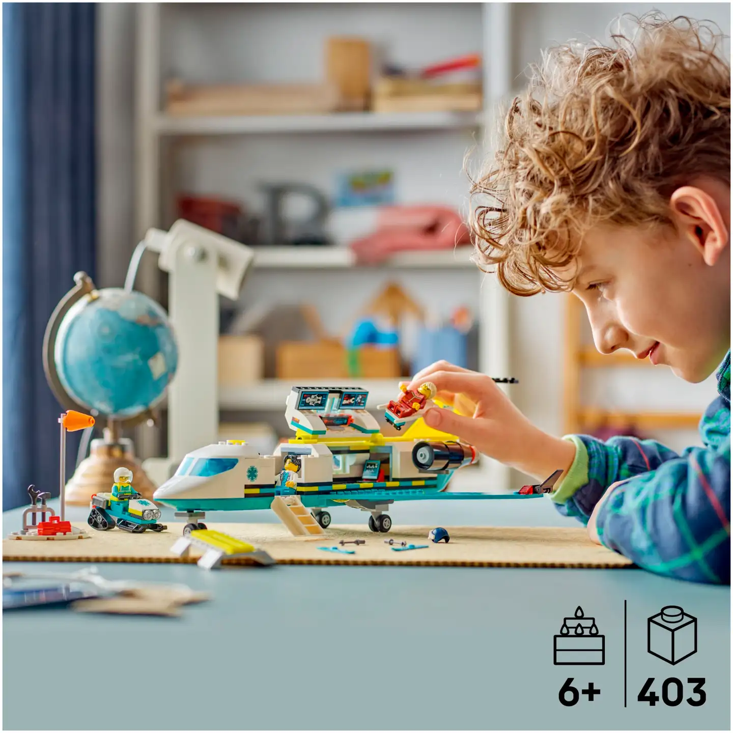 LEGO® City Big Vehicles 60465 Pelastuslaitoksen ambulanssilentokone - 9