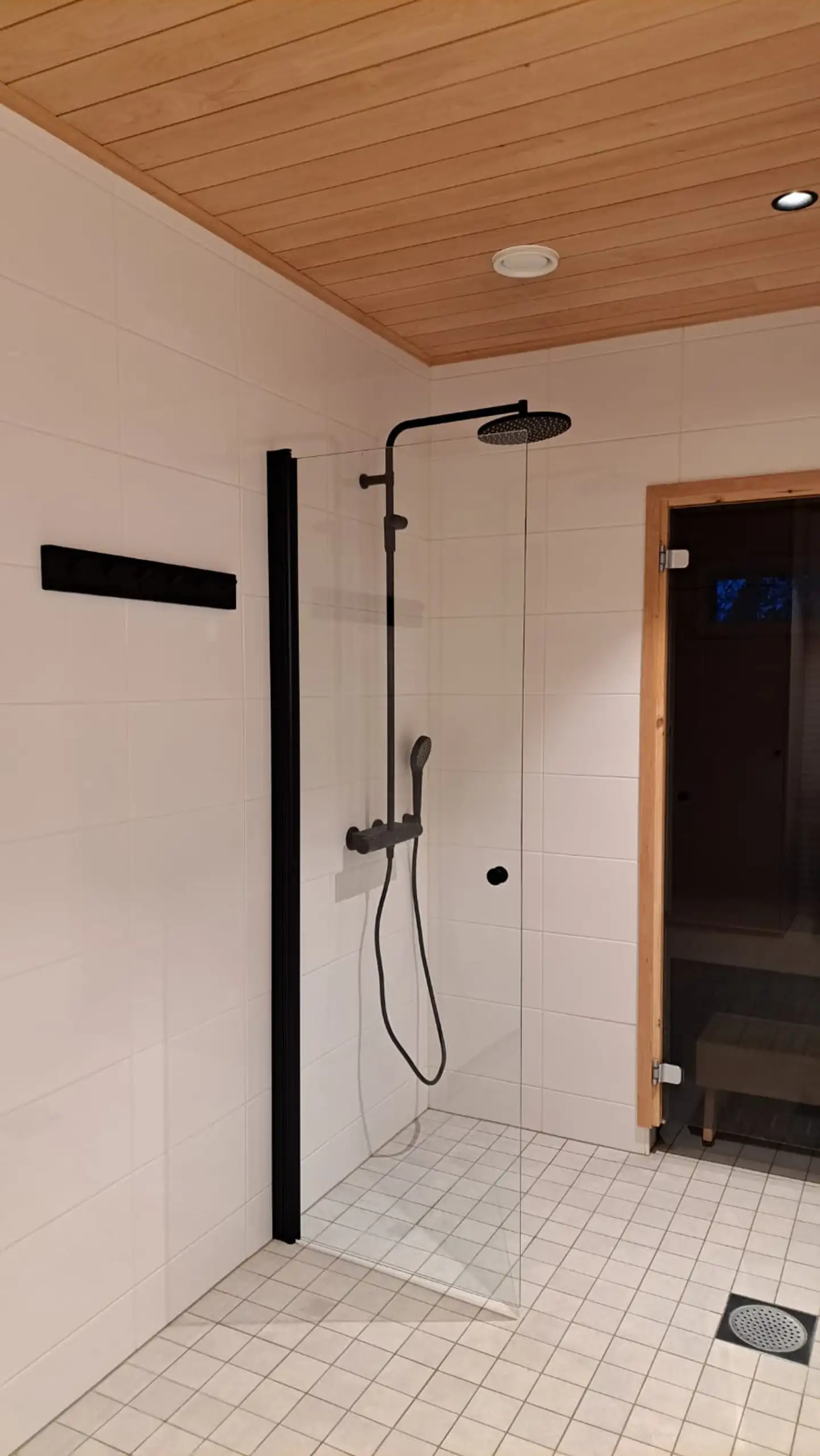 Pieksawood 15x120 STS2 Tervaleppä paneeli 2700mm 5 kpl/pkt , riittoisuus 1,49 m2/pkt - 5