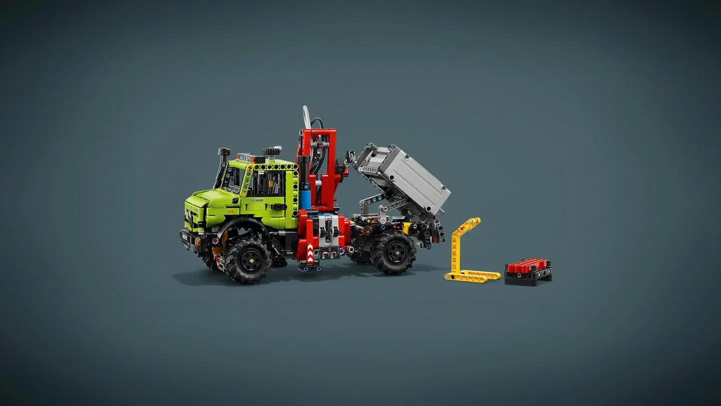 LEGO® Technic 42242 Nosturilla varustettu Mercedes-Benz Unimog U 5023 - 7
