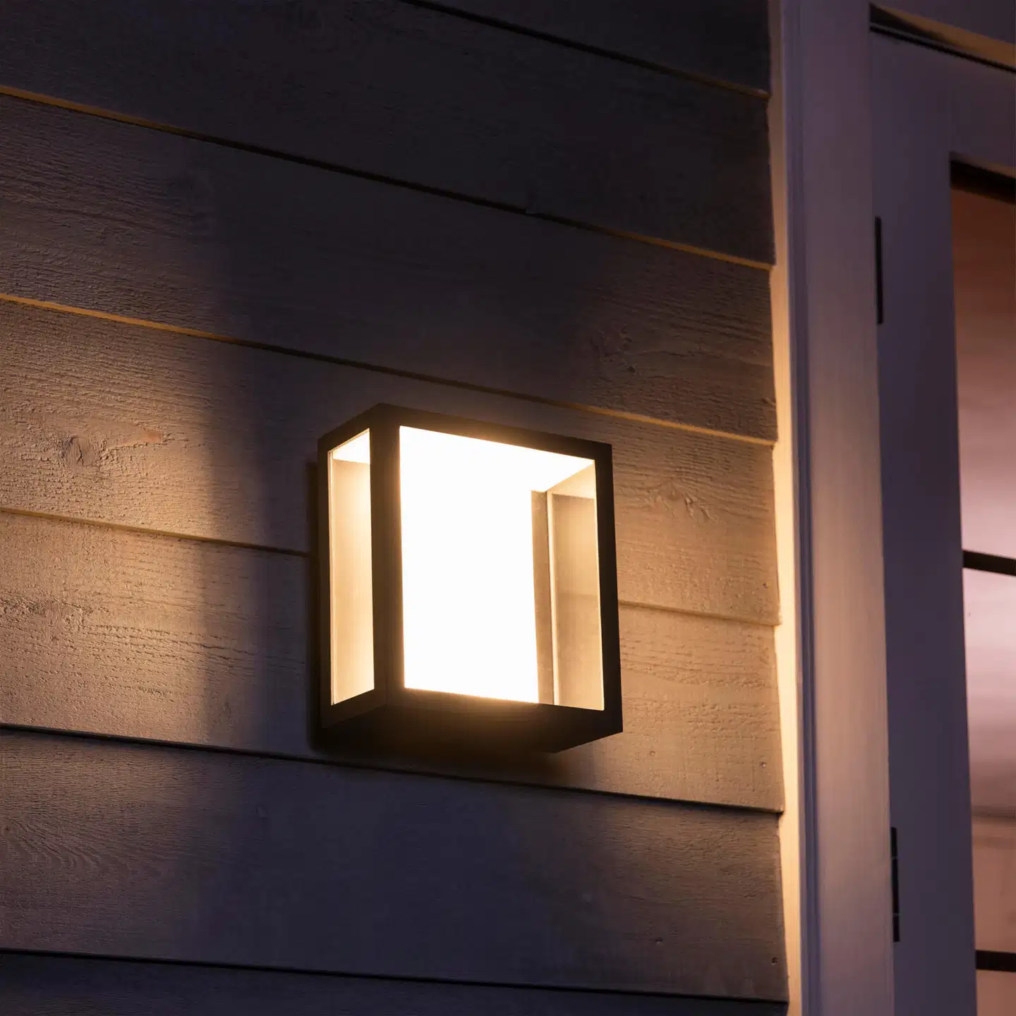 Philips Hue Impress -seinävalaisin ulkokäyttöön 16W 2000-6500K 1180LM iso säädettävä - 4