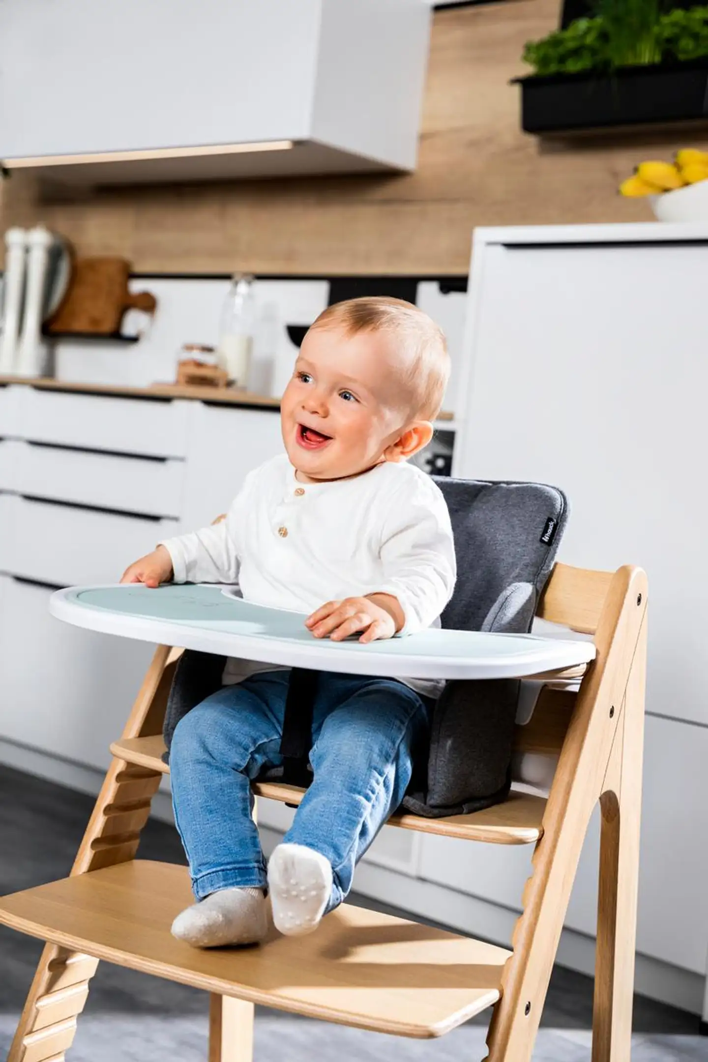 Hauck ruokailualusta syöttötuolin tarjottimeen - 19