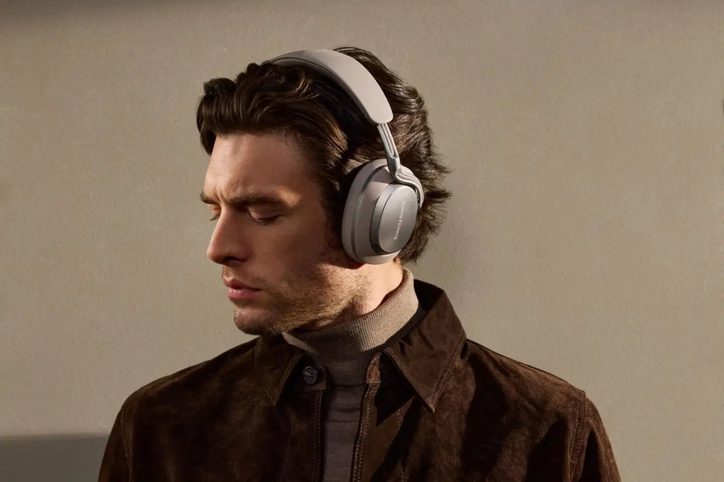 Bowers & Wilkins Noise cancelling headphones PX8 S2 onyksinmusta - lämmin kivi - 11