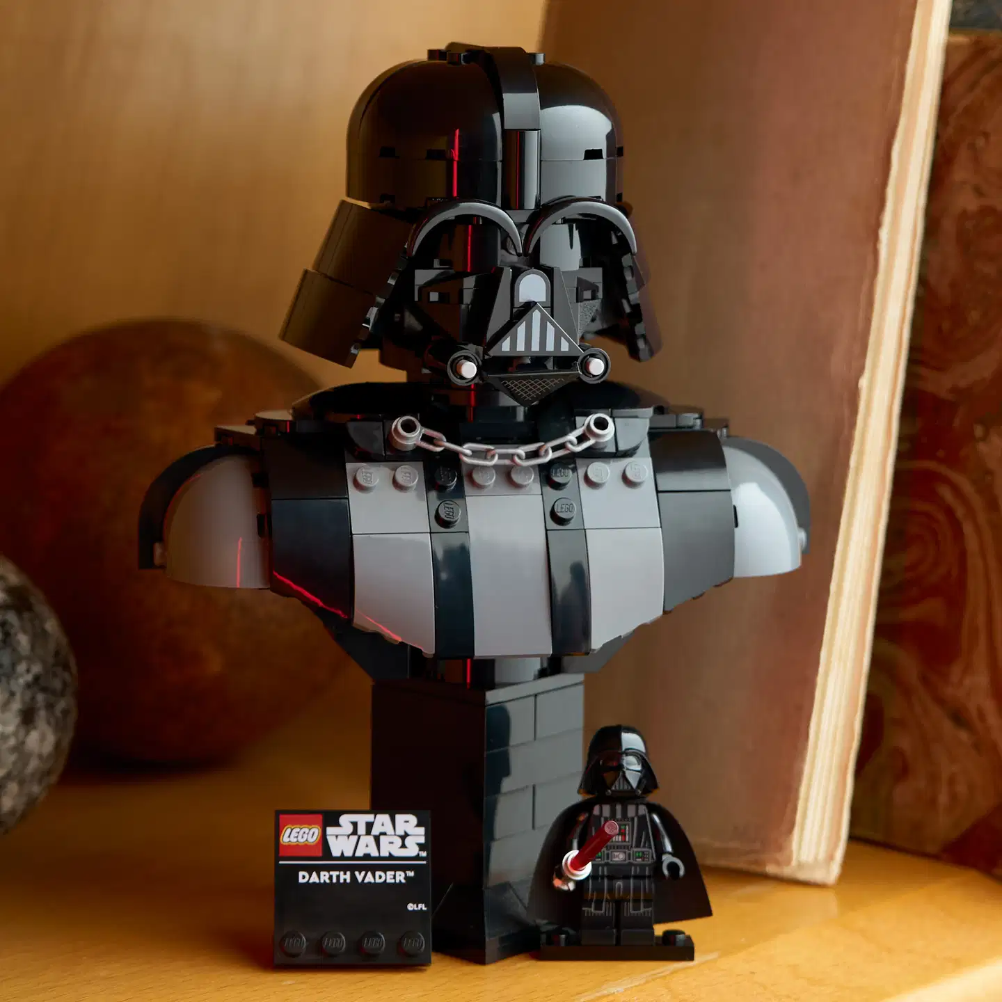 LEGO® Star Wars TM 75439 Darth Vaderin™ rintakuva - 9
