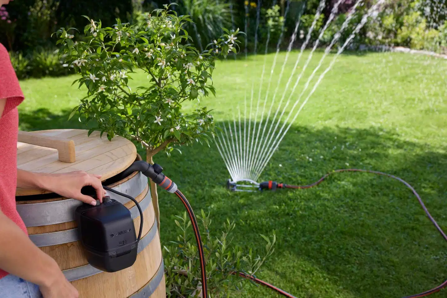 Akkusadevesipainepumppu GARDENA 2600 Comfort 18V P4A sis. akku - 4